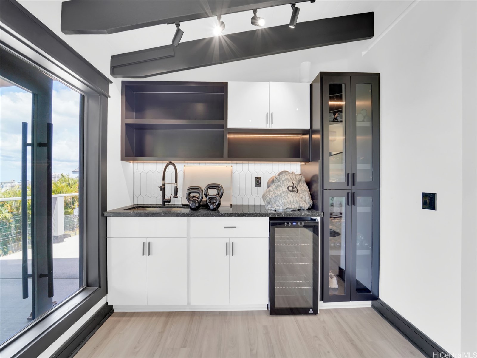 1901 Judd Hillside Road