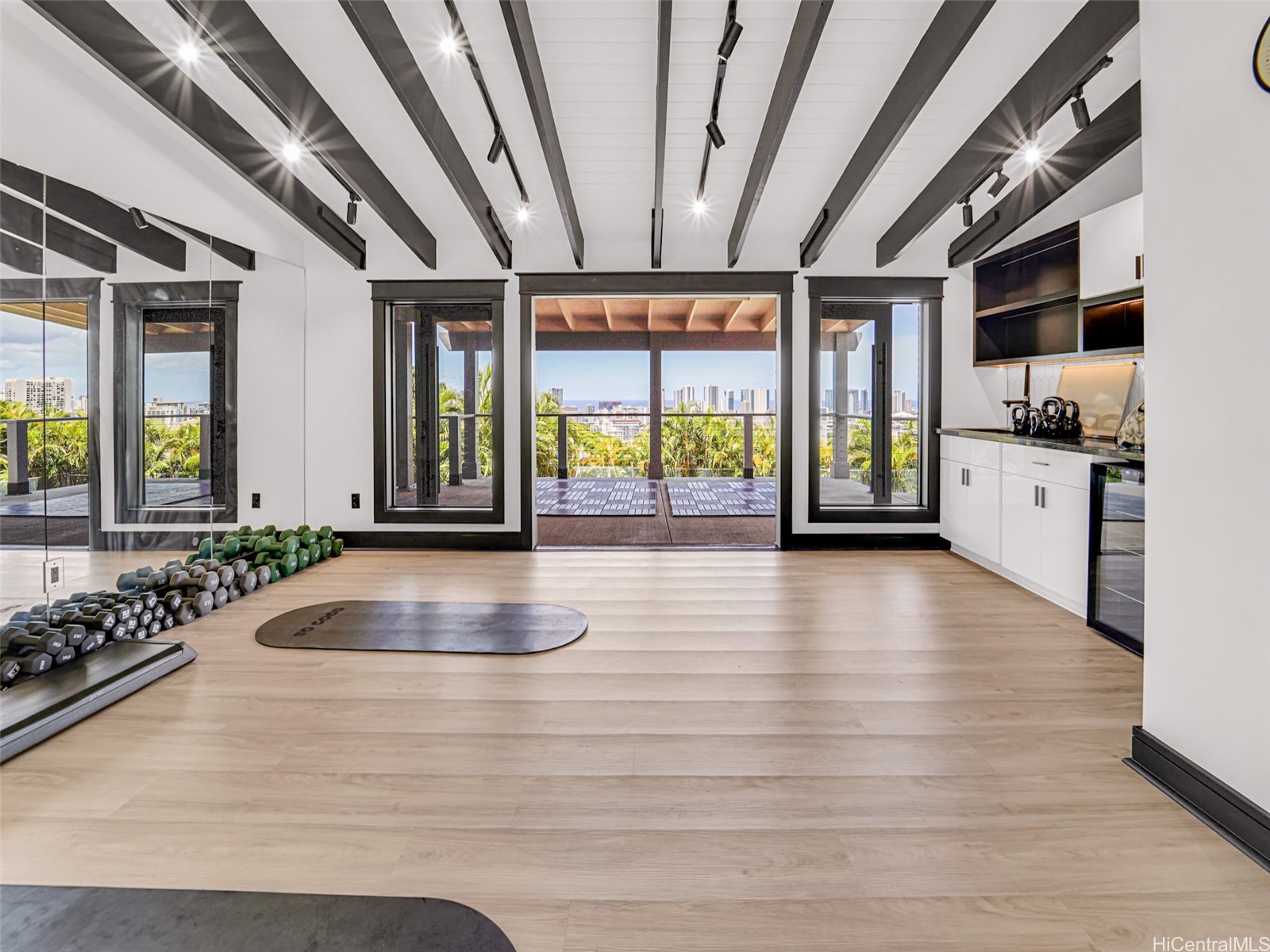 1901 Judd Hillside Road