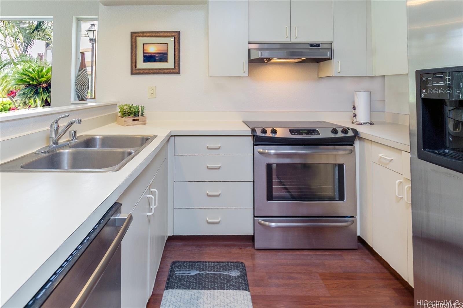 7007 Hawaii Kai Drive L11