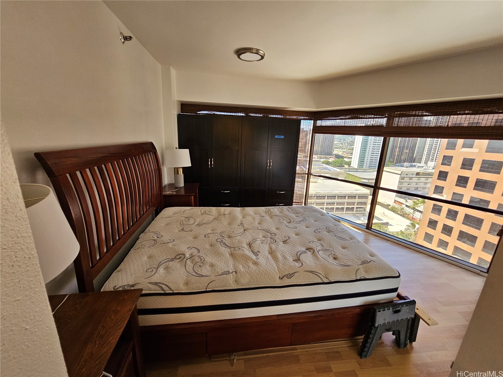 1088 Bishop Street 1602