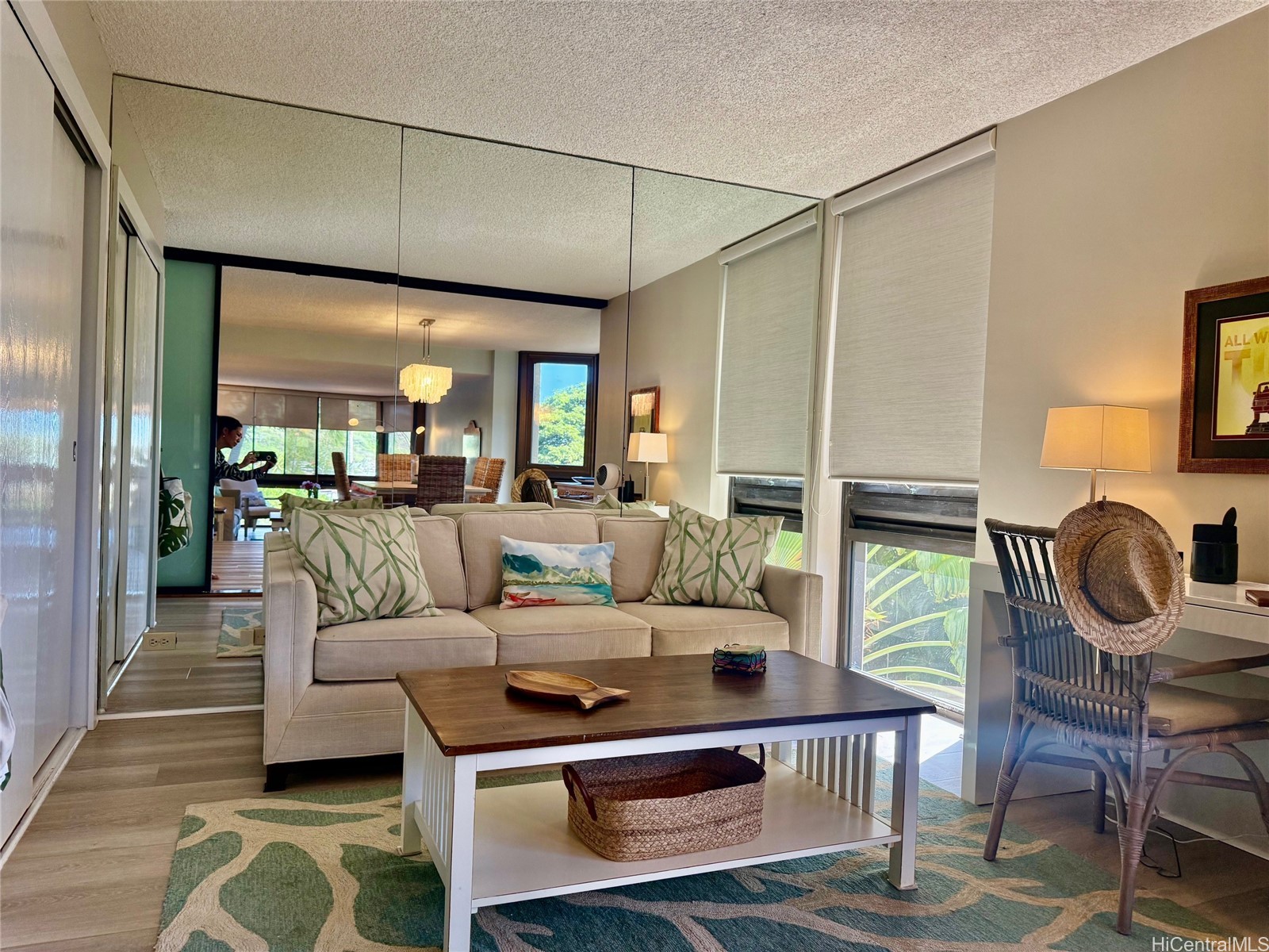 501 Hahaione Street 4L