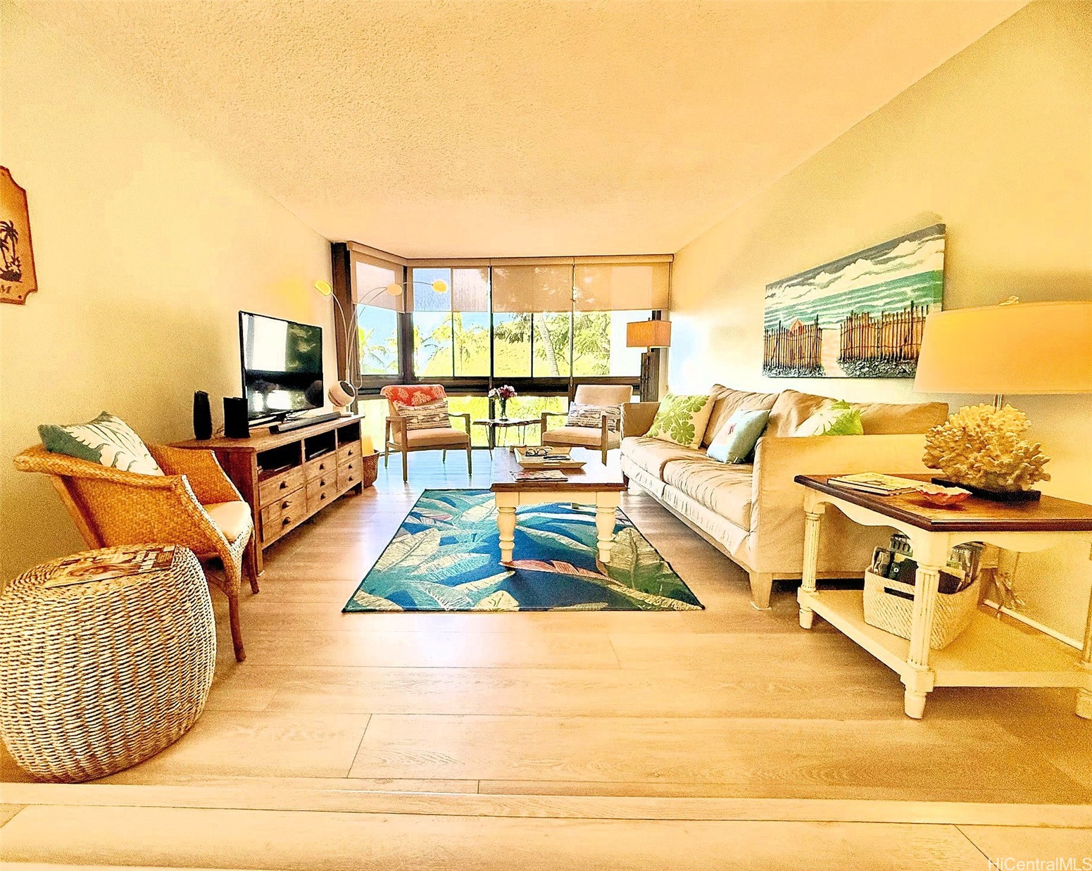 501 Hahaione Street 4L