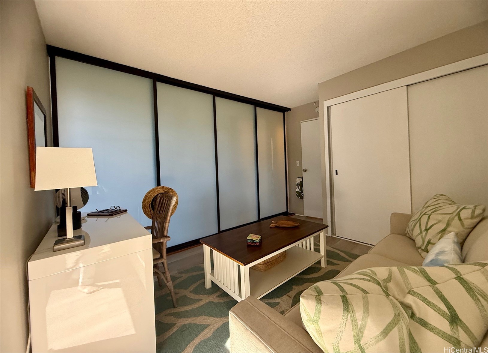 501 Hahaione Street 4L