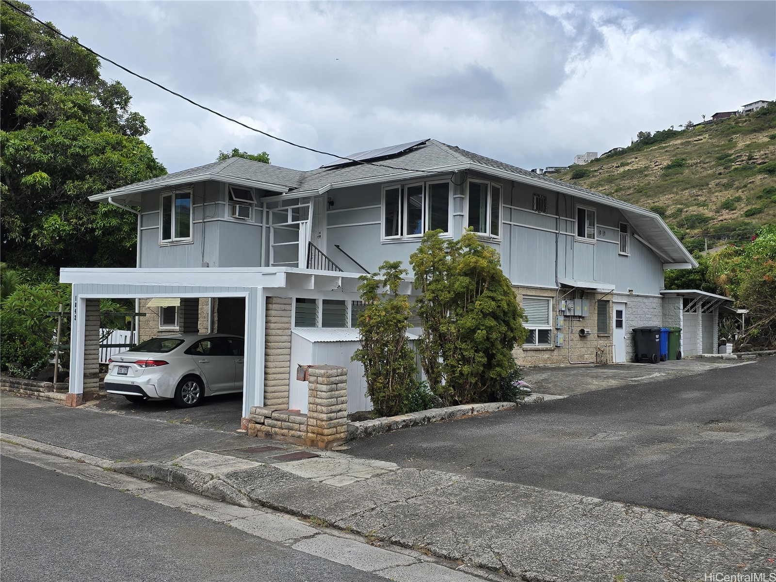 1842 Mahana Street