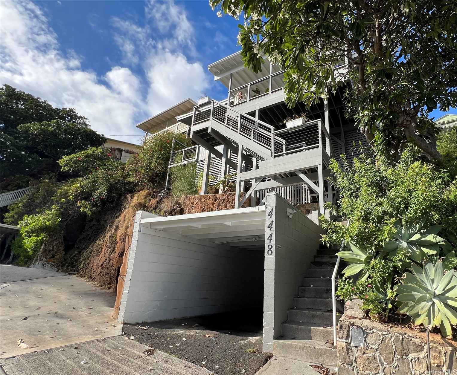 4448 Wahinekoa Place