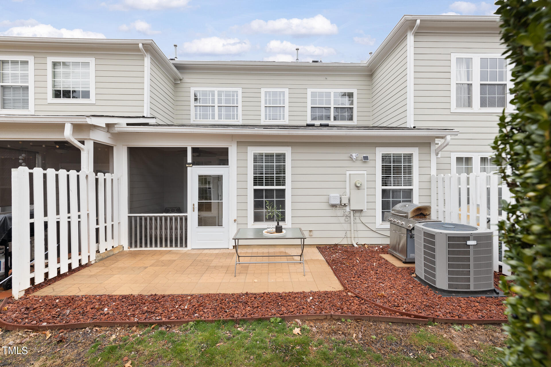 1004 Bartlett Circle