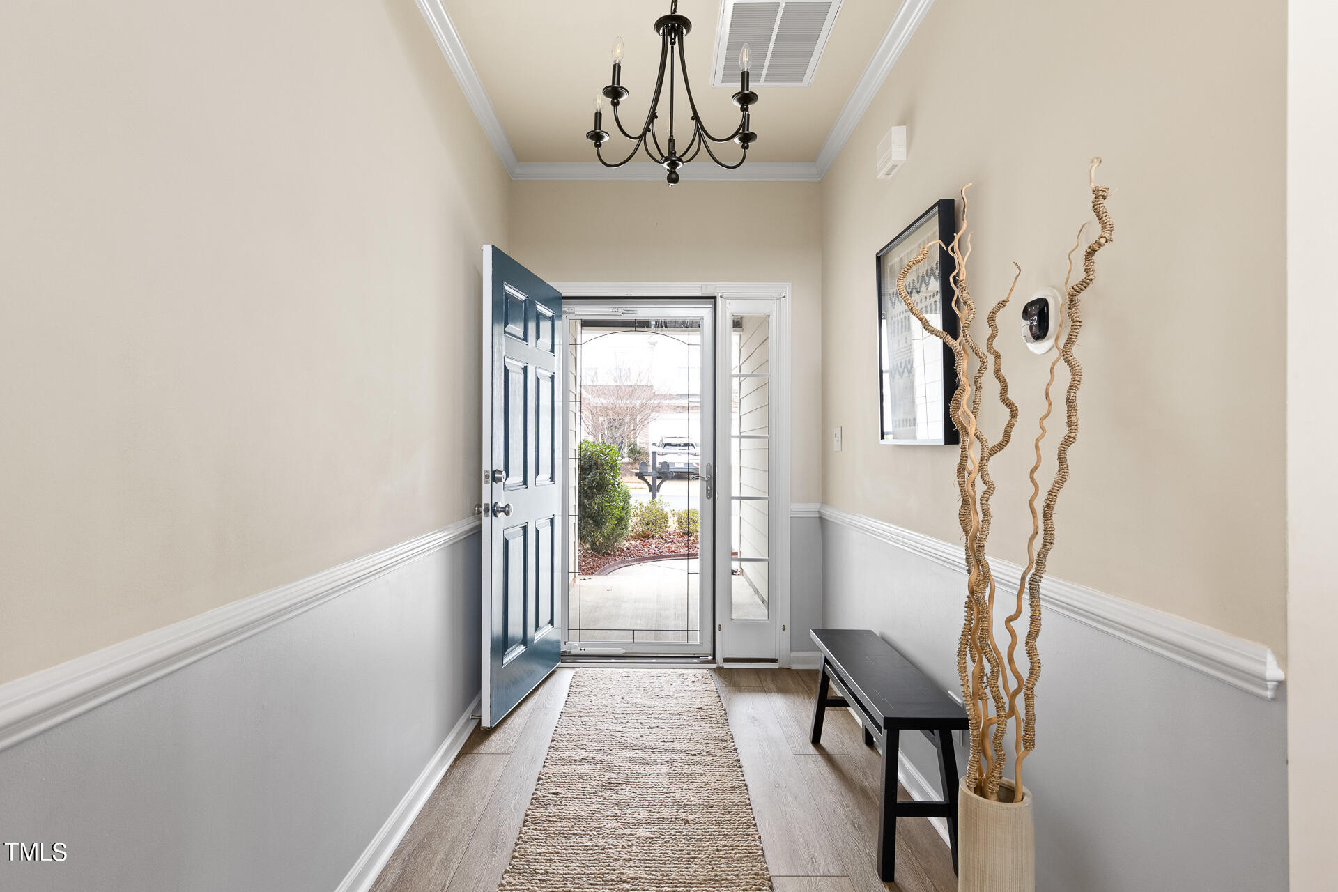 1004 Bartlett Circle