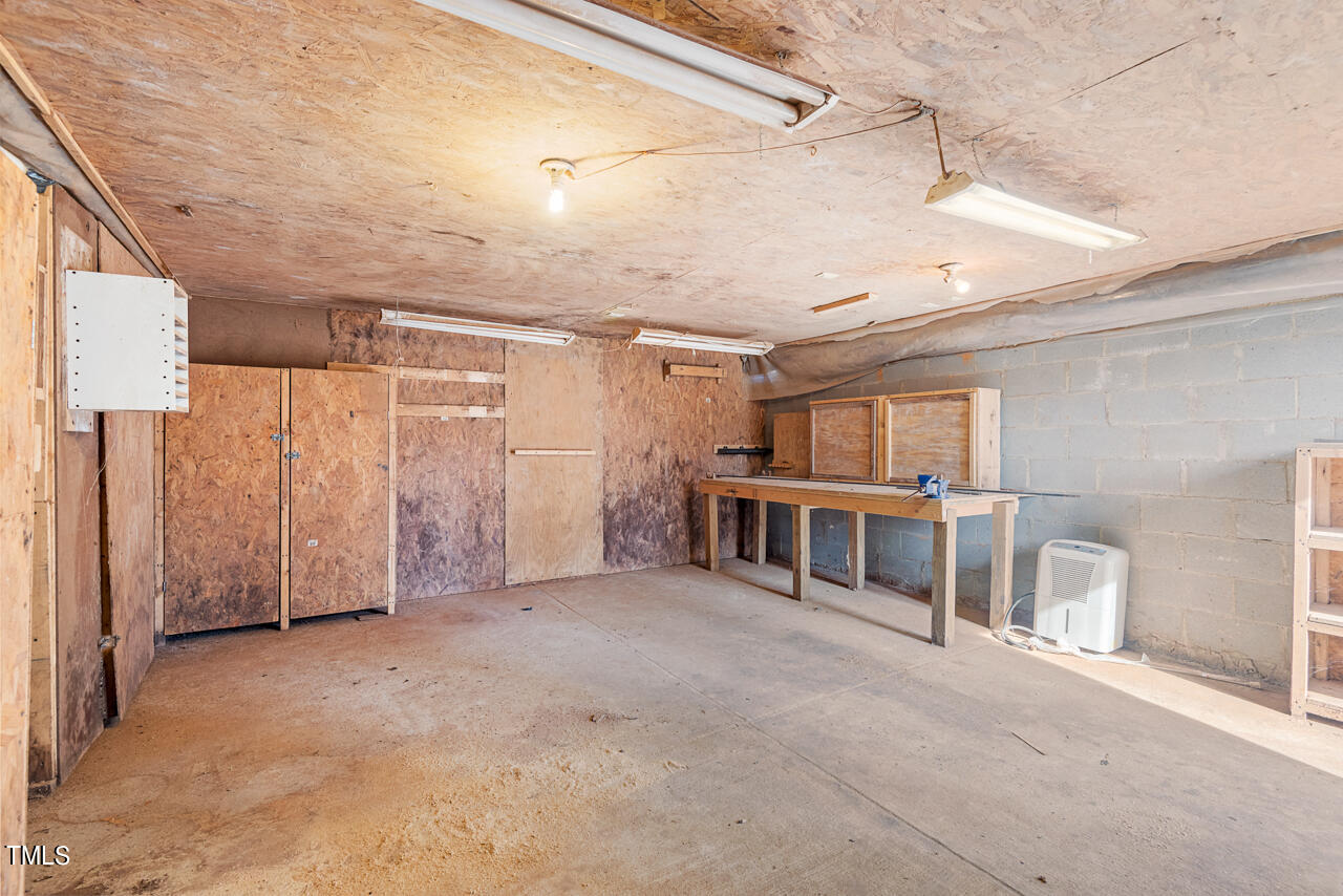 1716 Spring Lily Lane