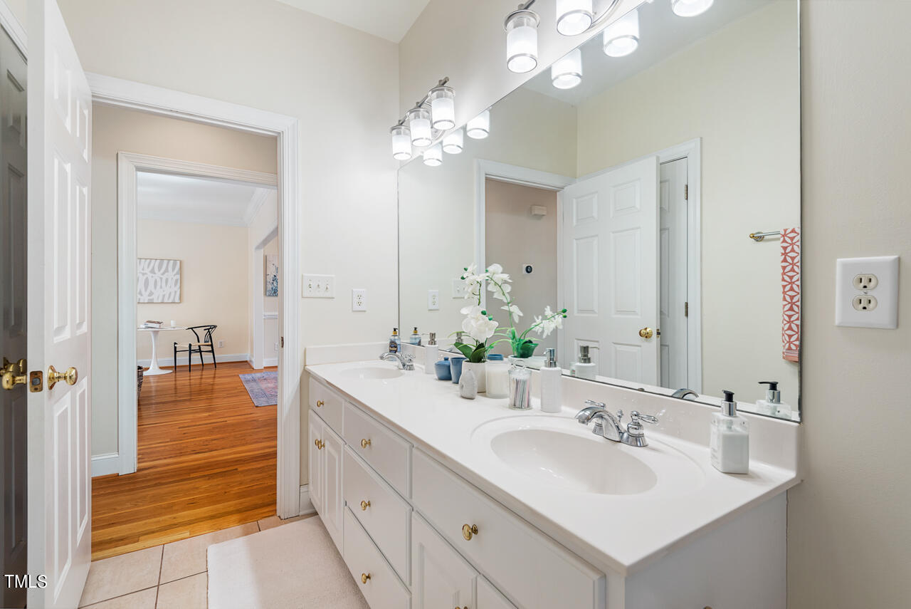 1716 Spring Lily Lane