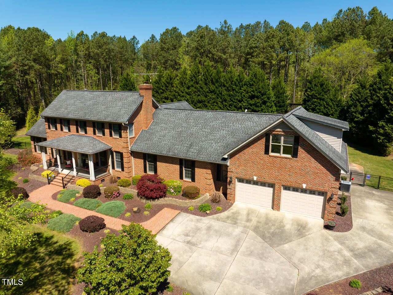 3907 W Ten Road