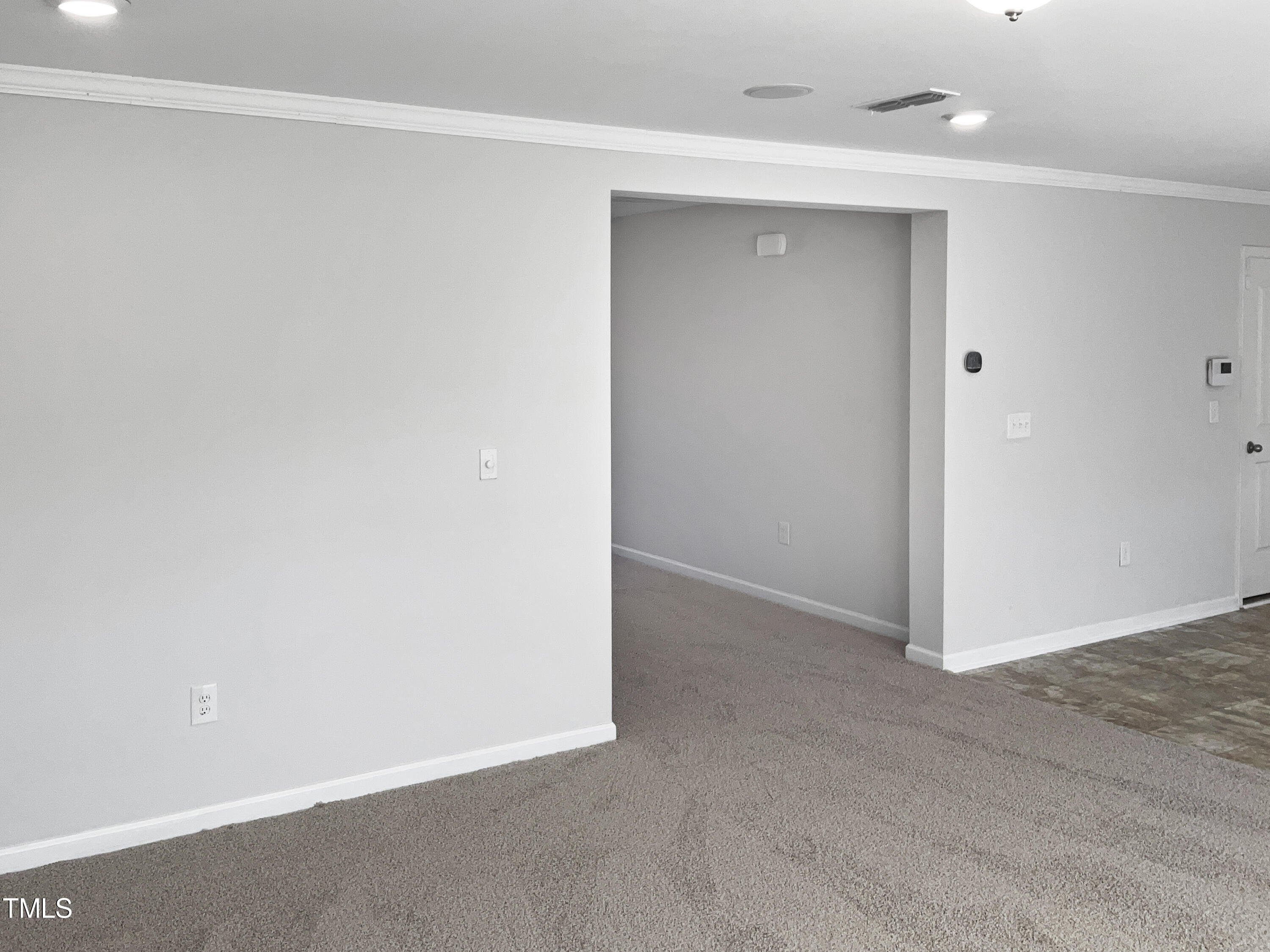 404 Lagoon Lane