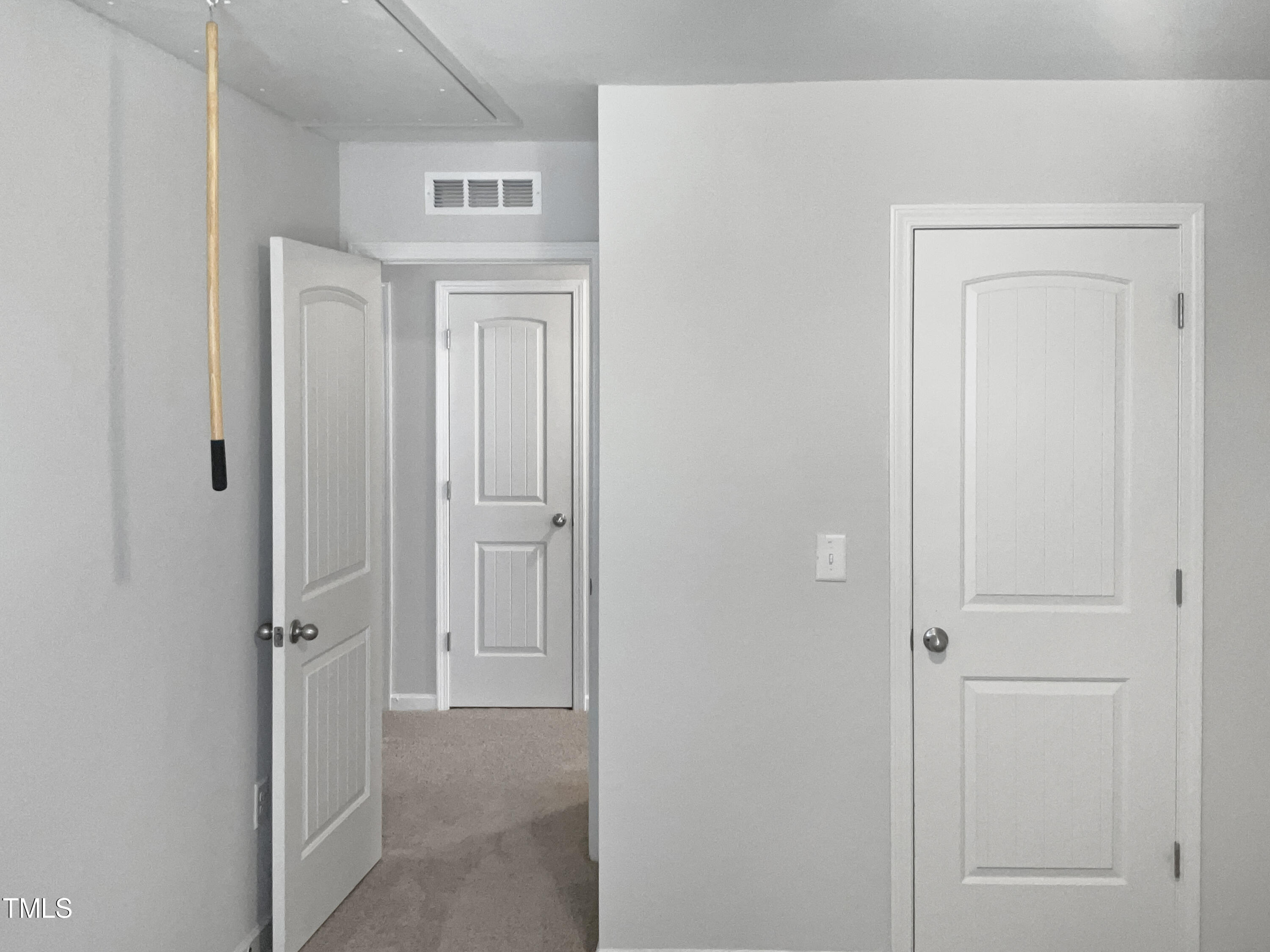 404 Lagoon Lane