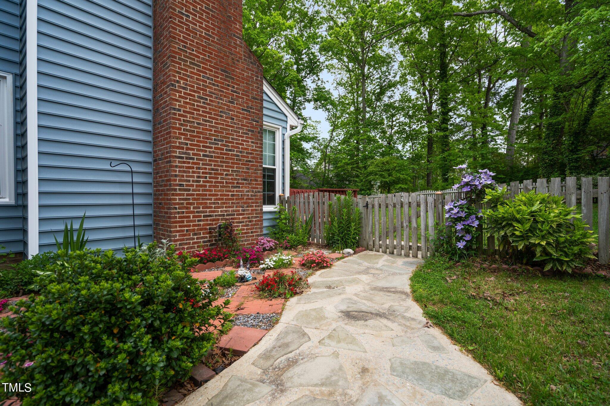 7 Placid Court