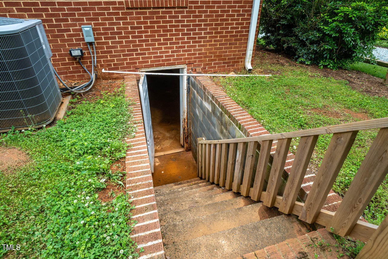 241 Lydia Lane