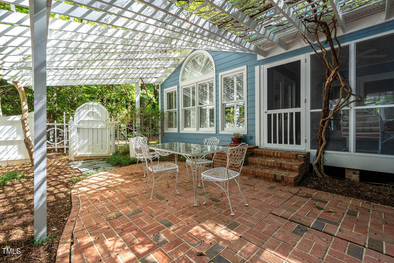 201 Rock Garden Road