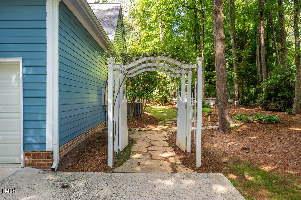 201 Rock Garden Road