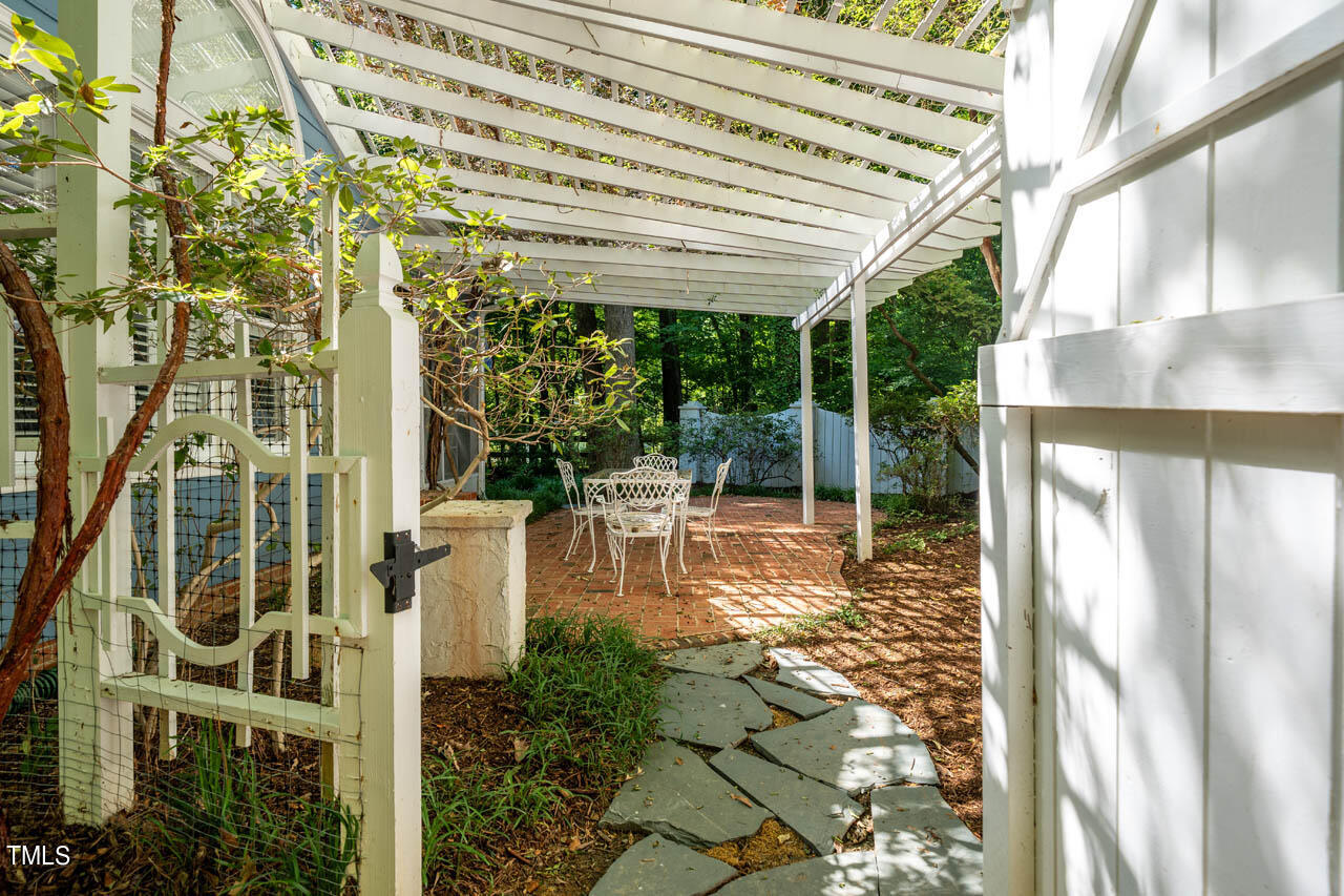 201 Rock Garden Road