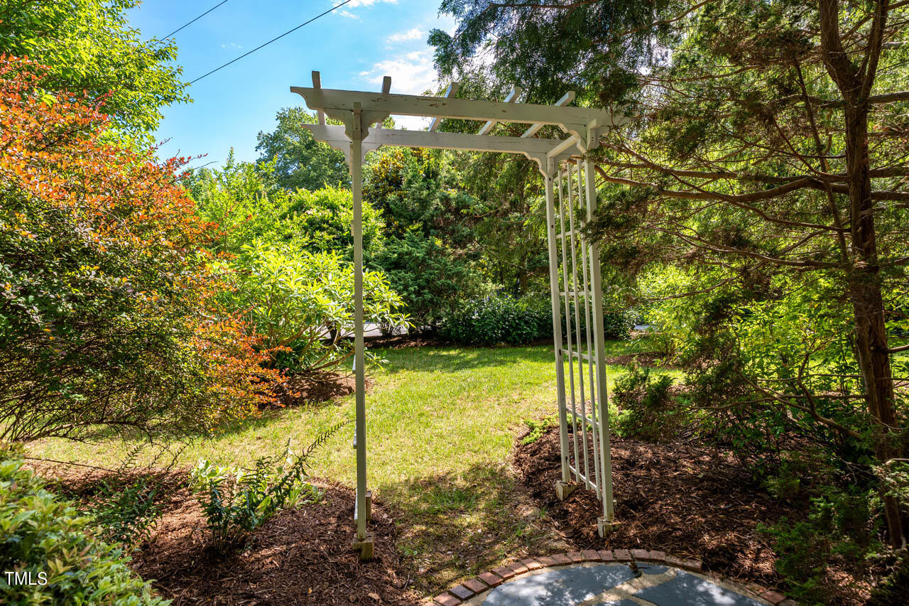 201 Rock Garden Road