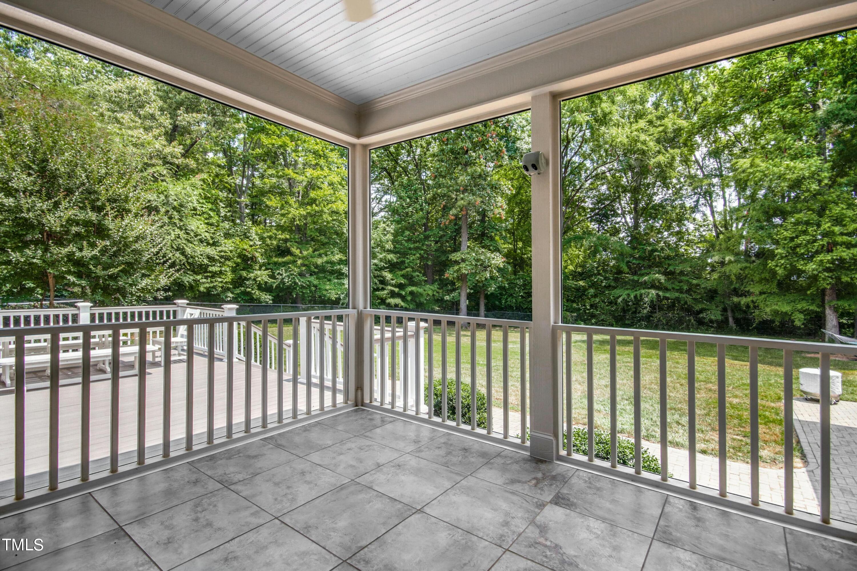 5020 Harvestview Drive