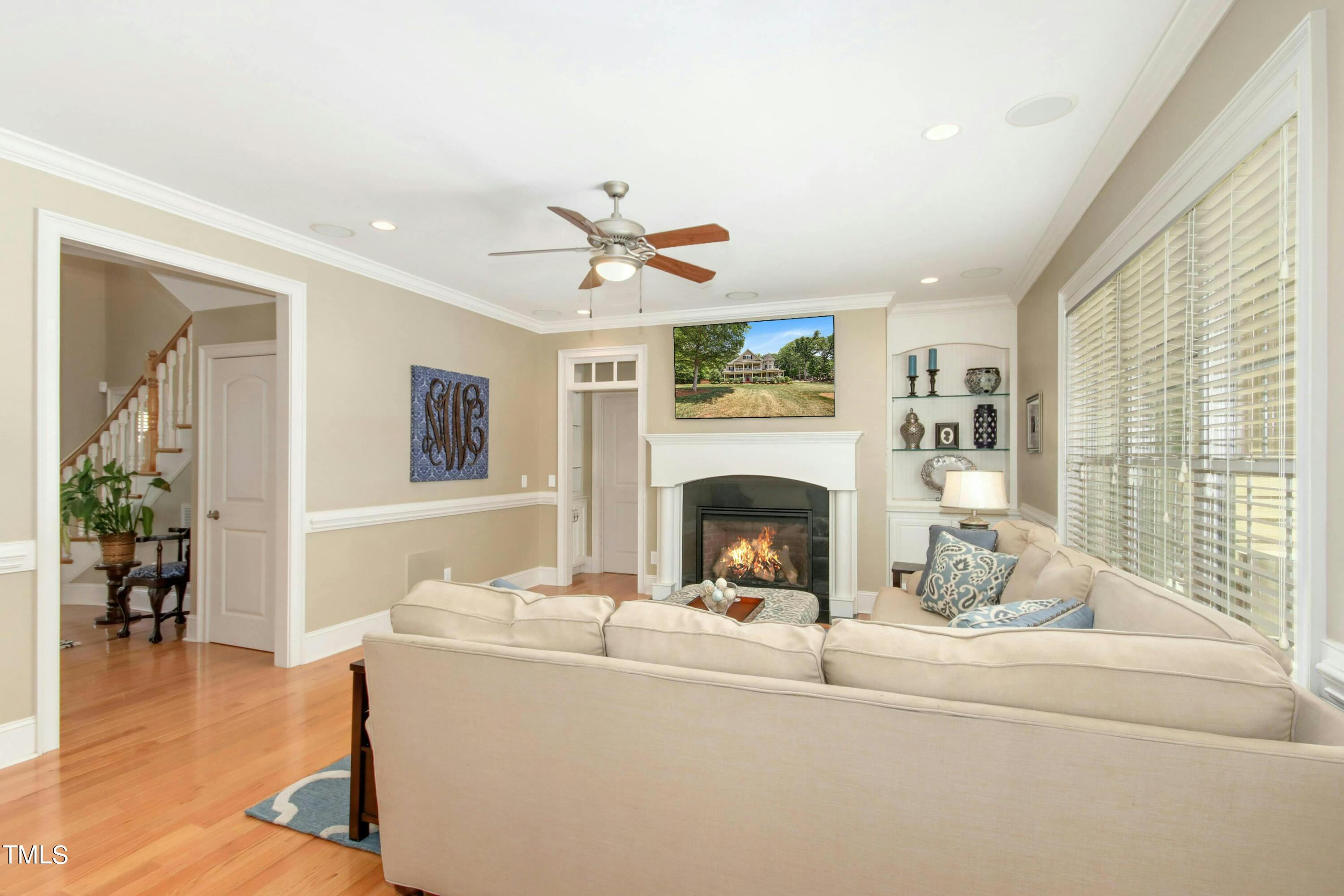 5020 Harvestview Drive