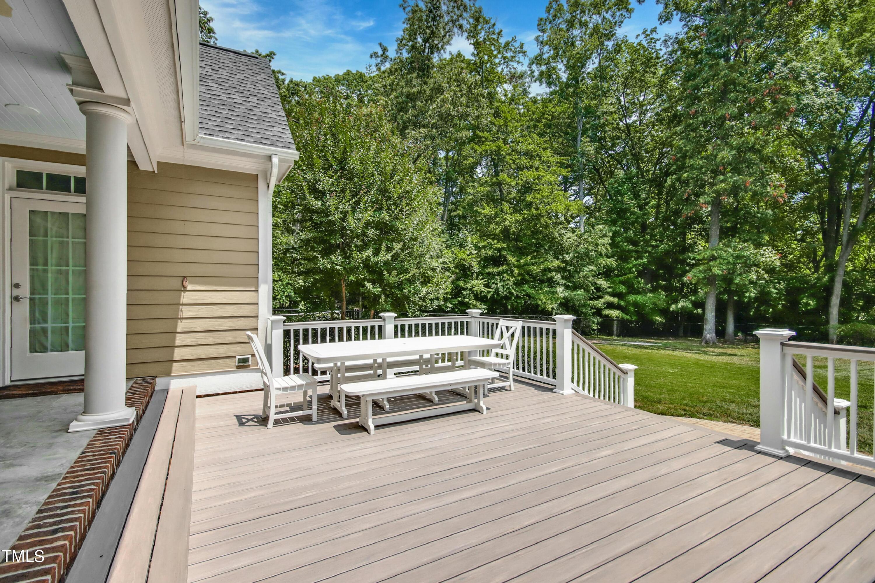 5020 Harvestview Drive