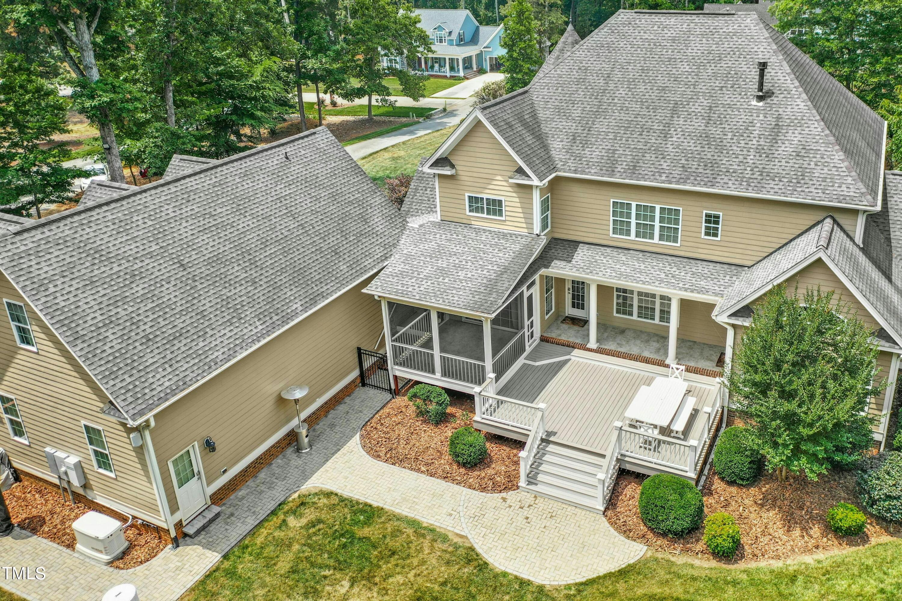 5020 Harvestview Drive