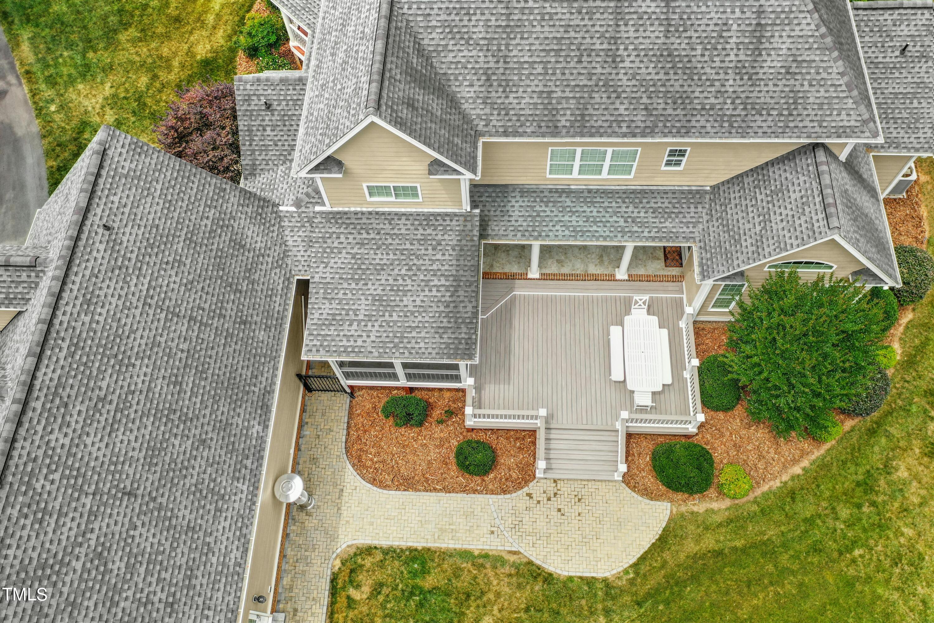 5020 Harvestview Drive