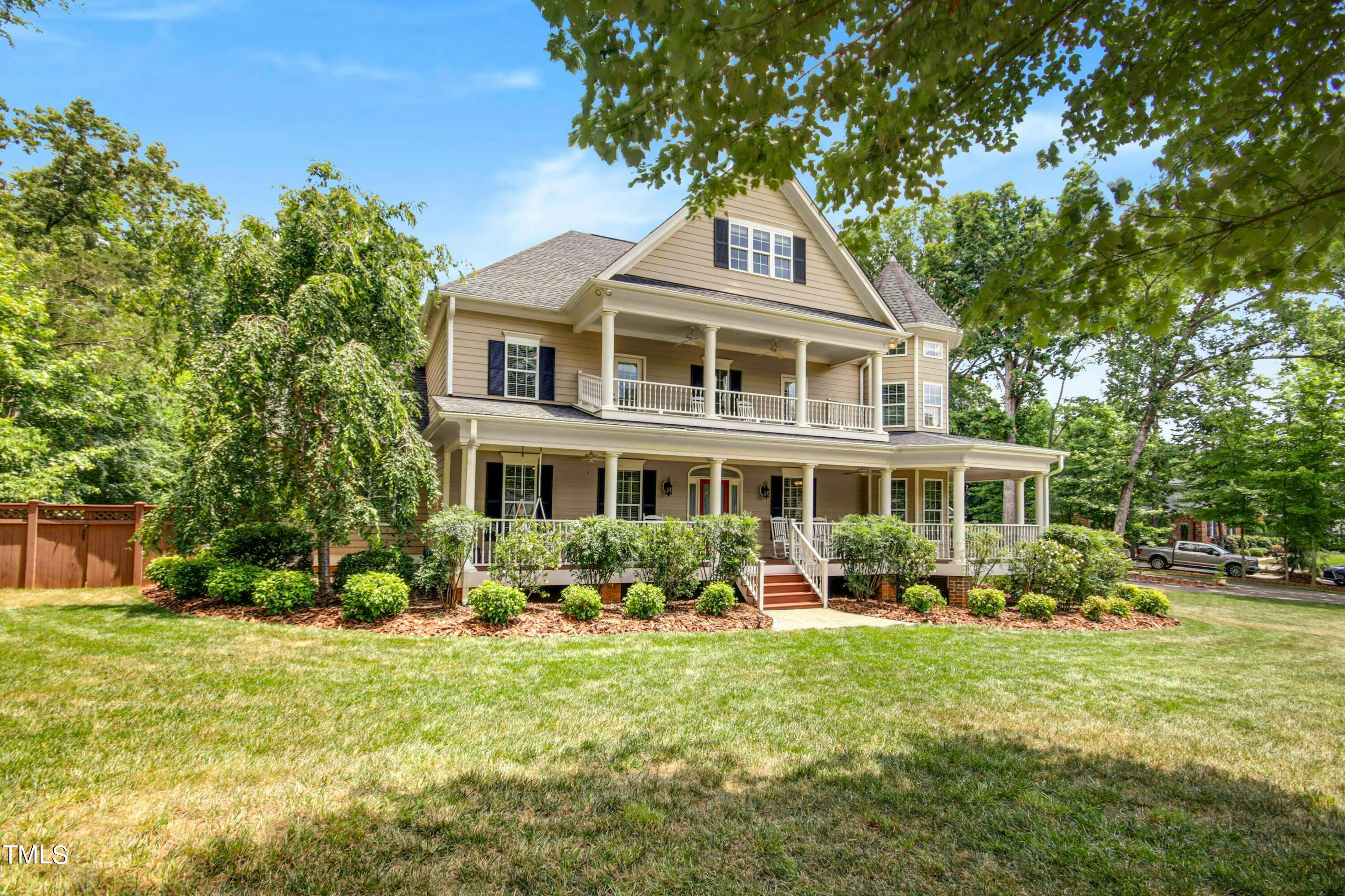 5020 Harvestview Drive