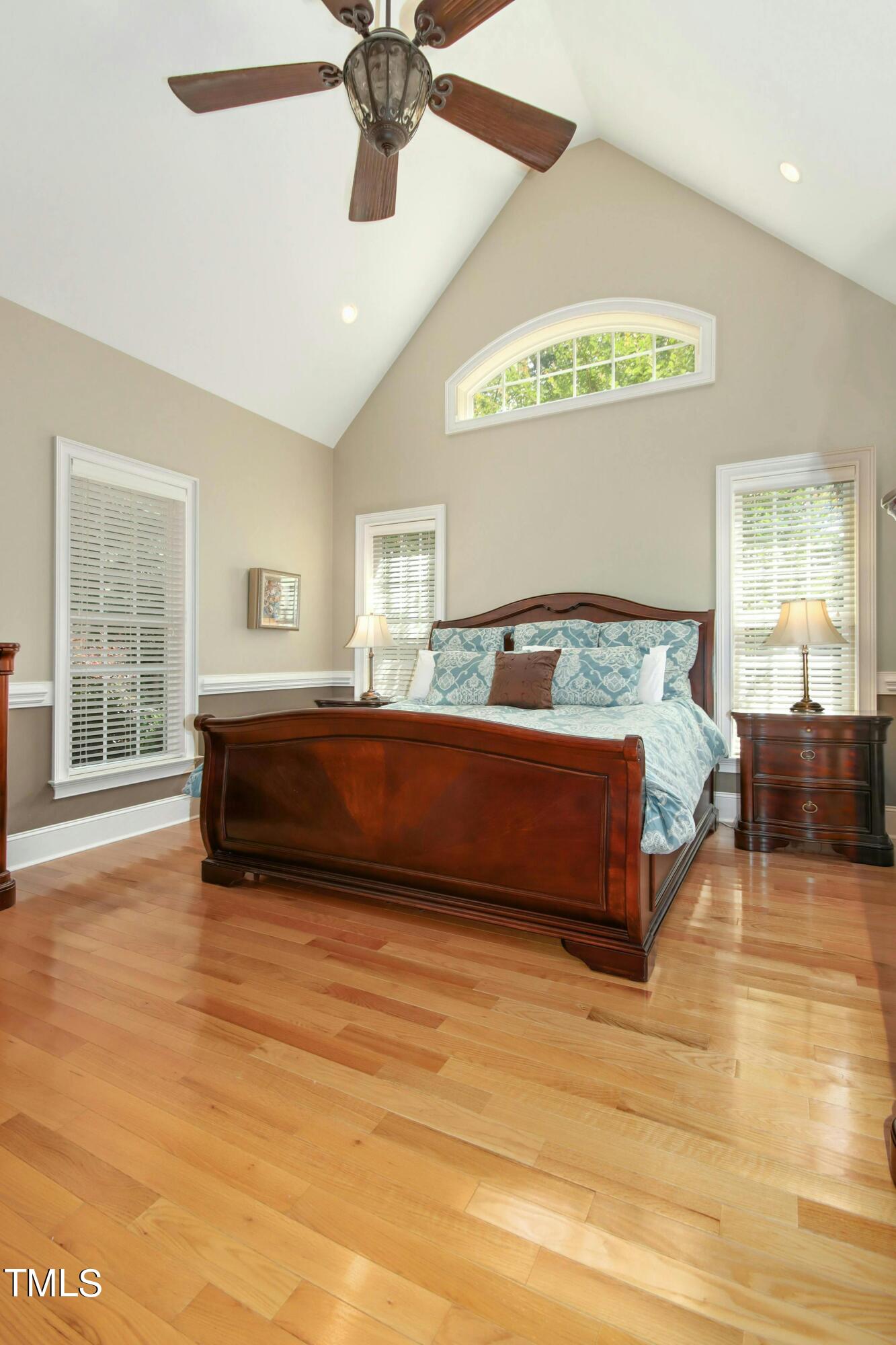 5020 Harvestview Drive