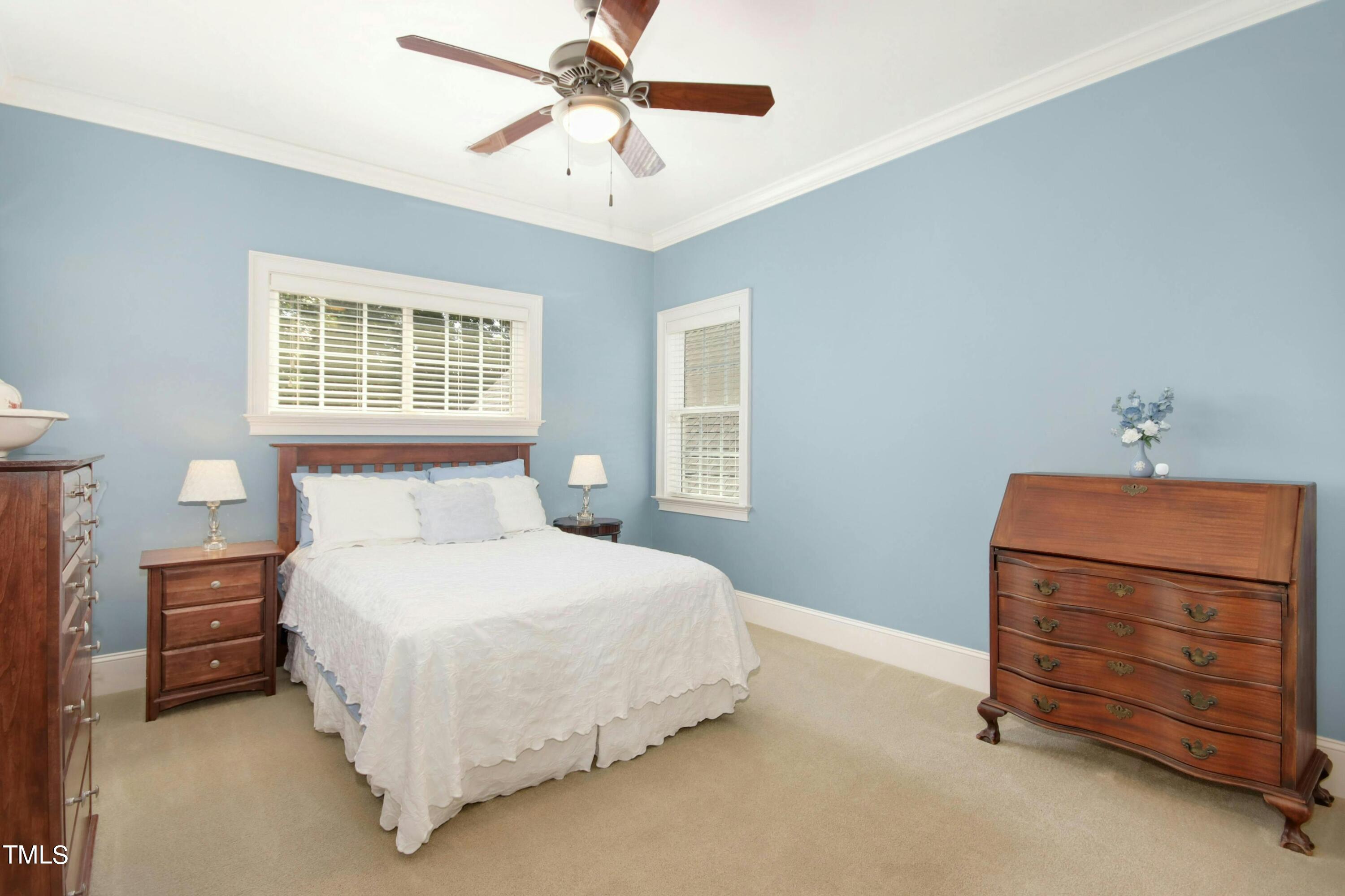 5020 Harvestview Drive