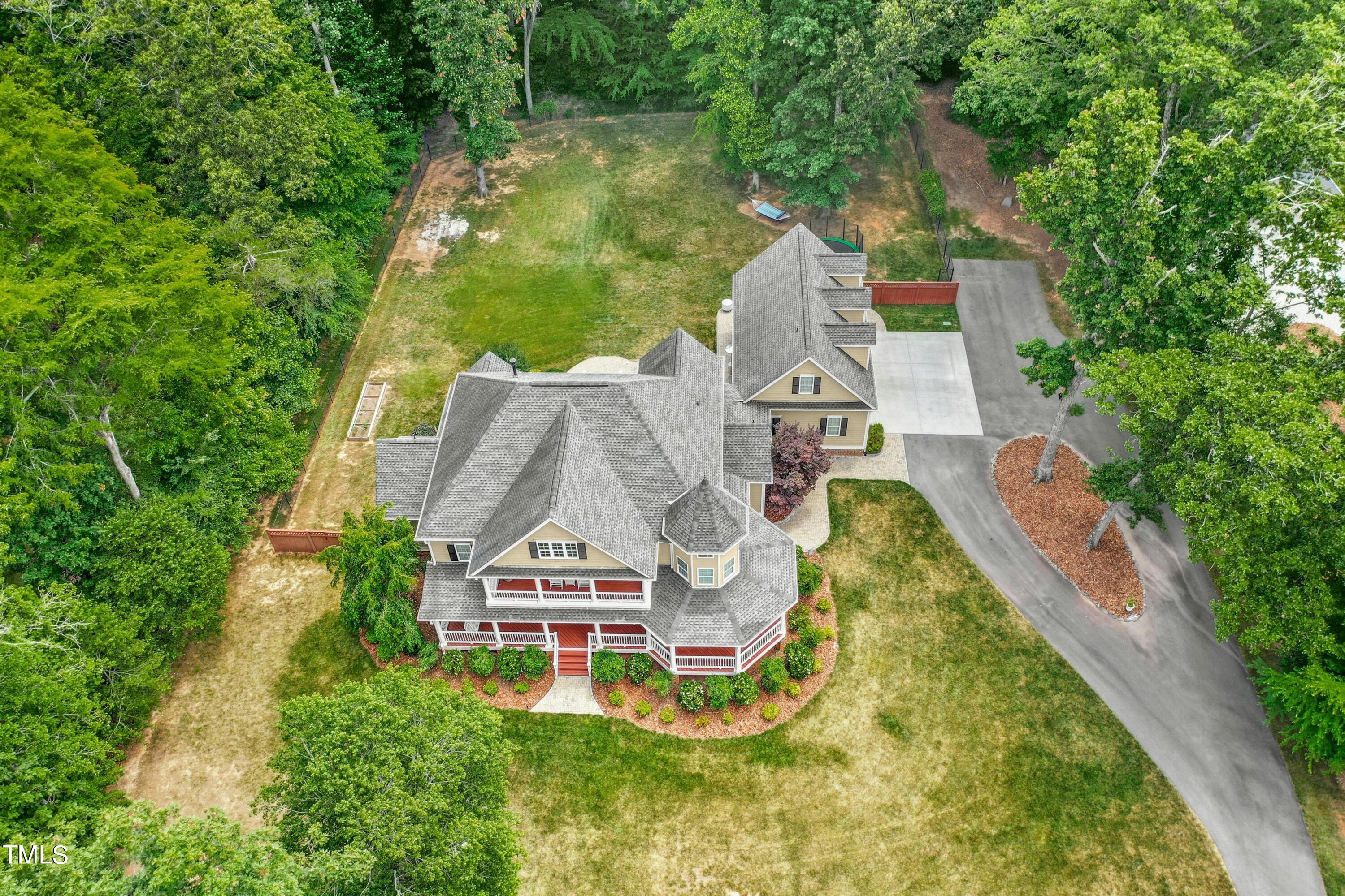 5020 Harvestview Drive