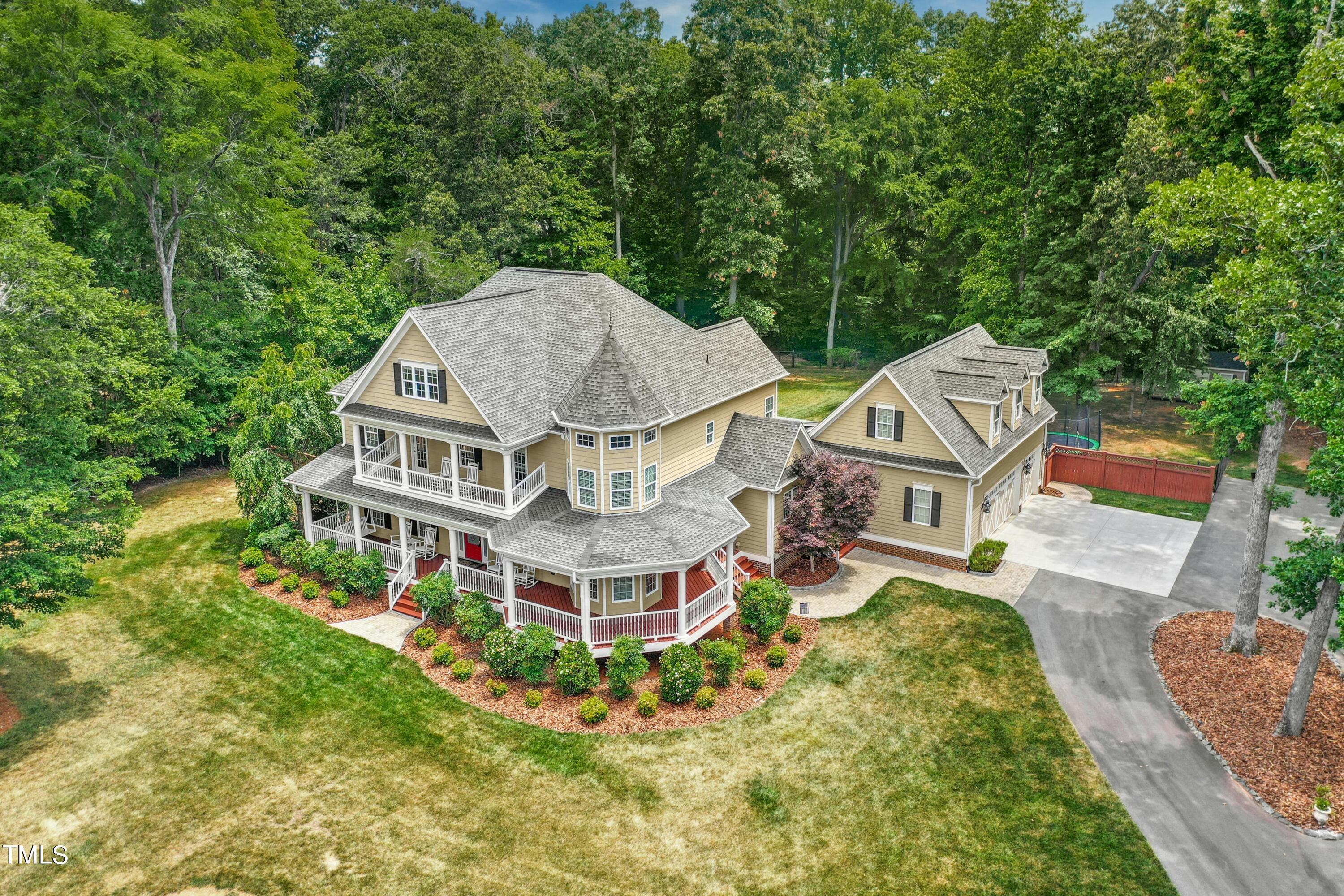 5020 Harvestview Drive