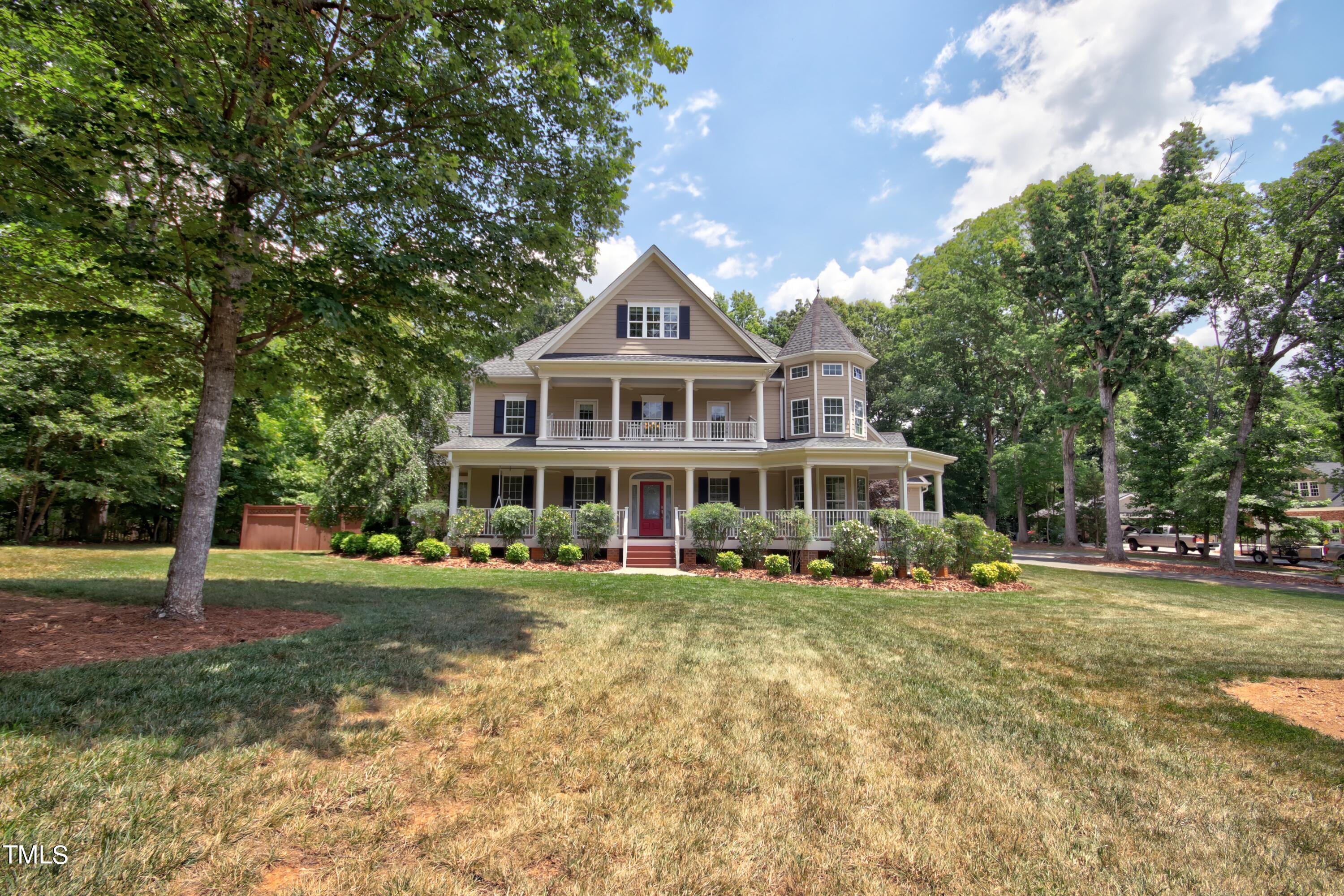 5020 Harvestview Drive