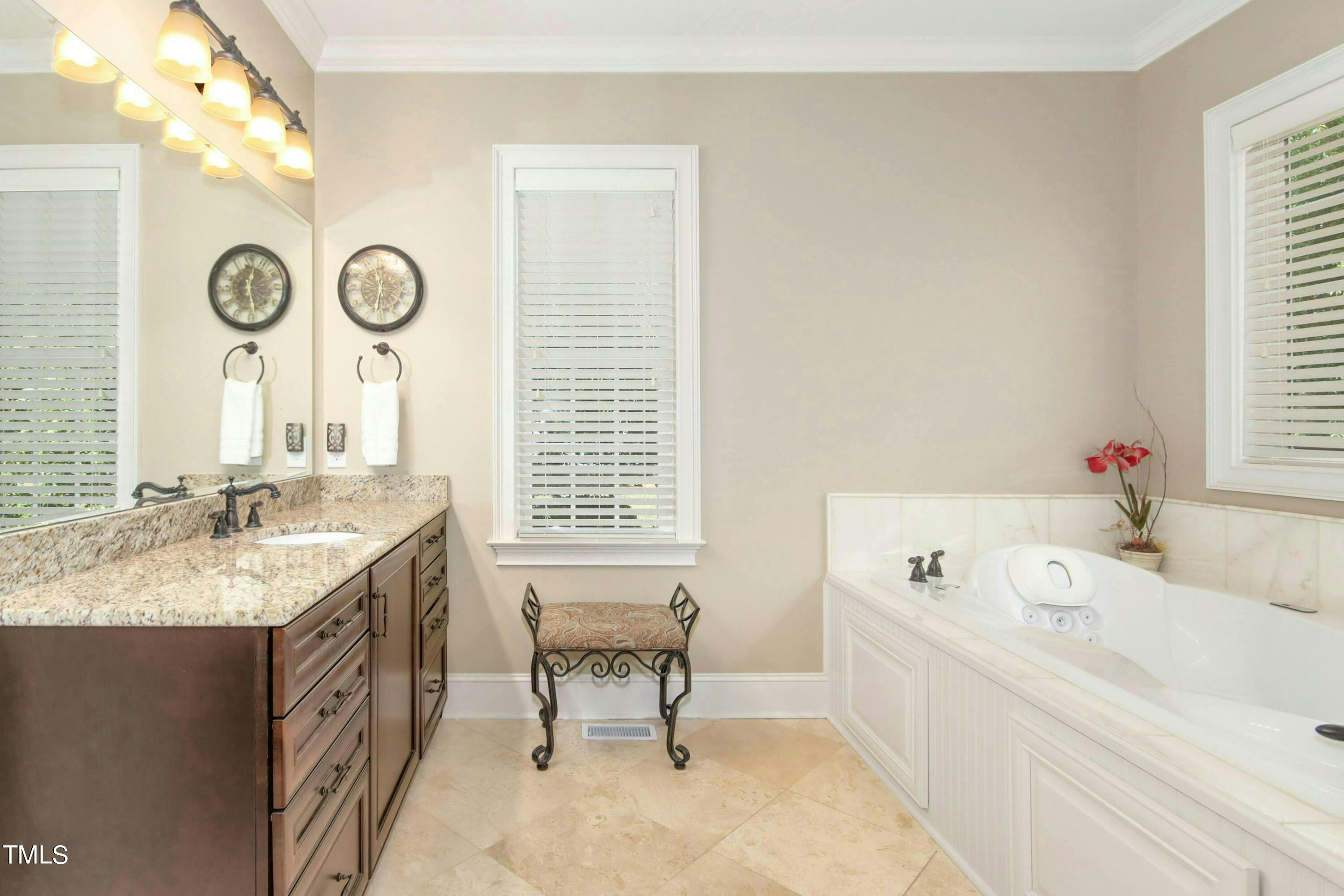 5020 Harvestview Drive