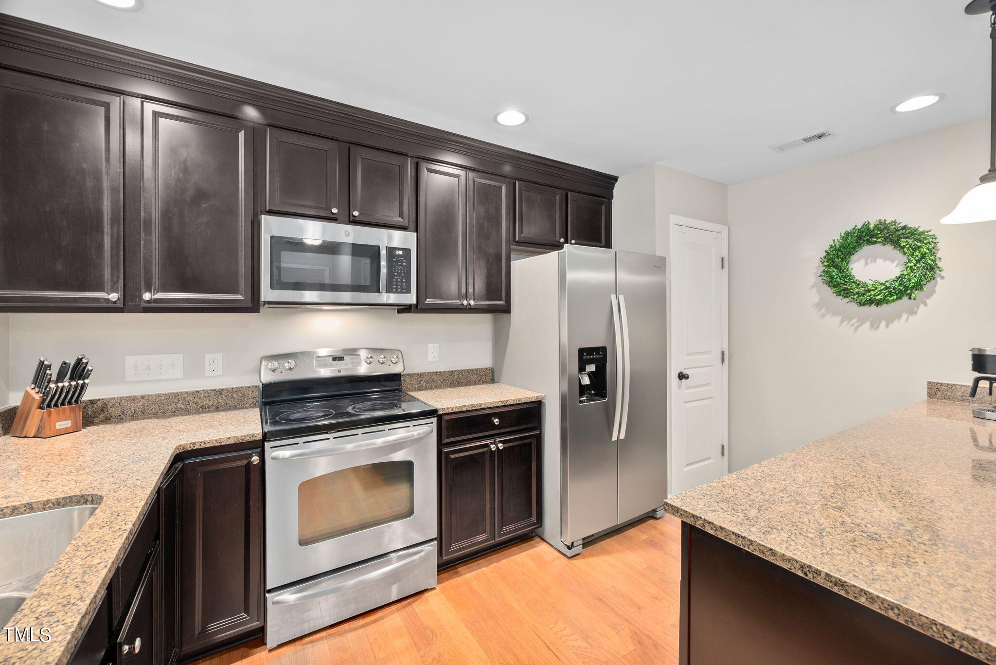 3006 Bartlett Circle