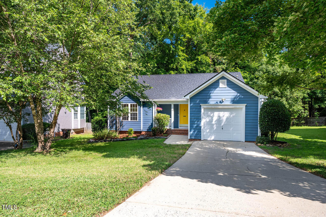 15 Dardanelle Lane