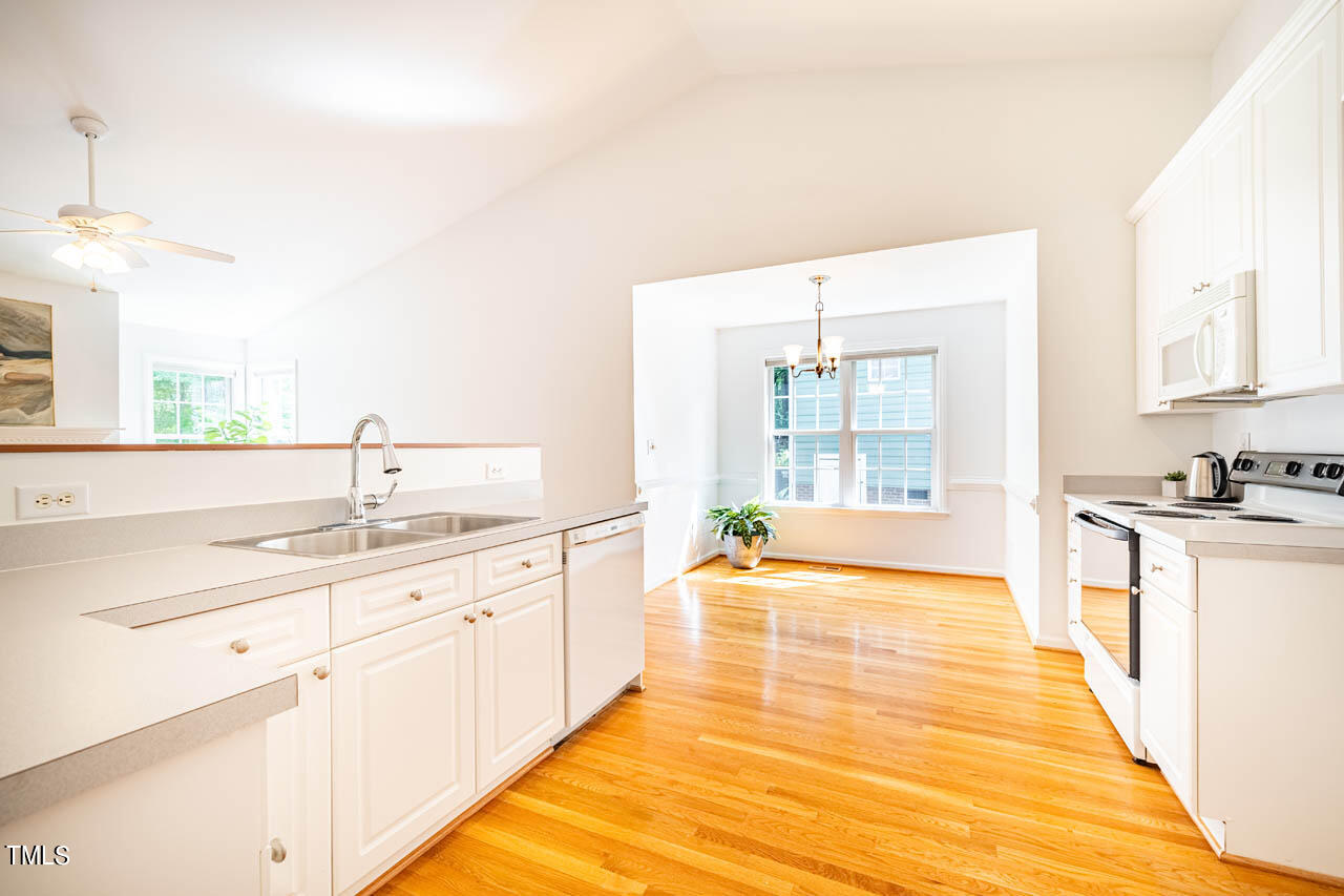 15 Dardanelle Lane