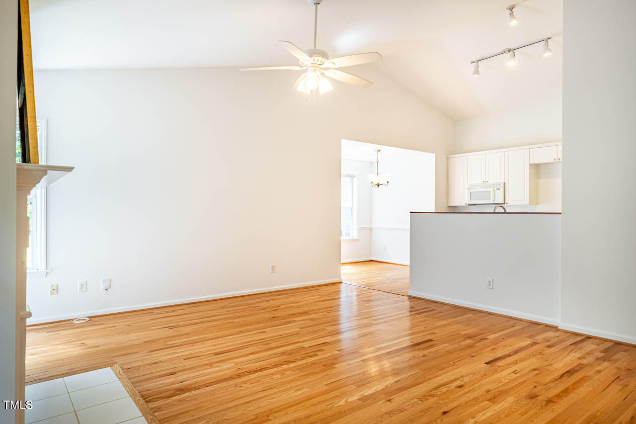 15 Dardanelle Lane