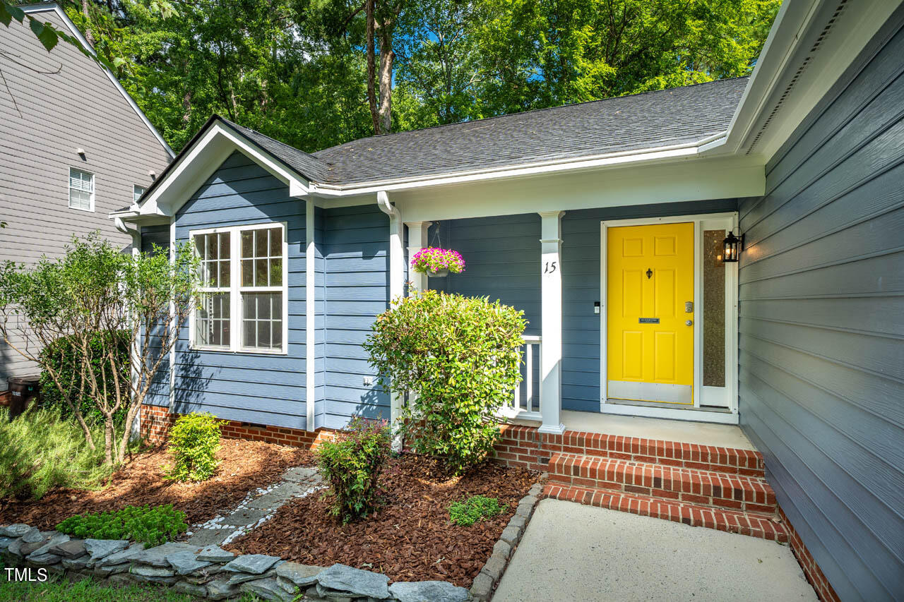 15 Dardanelle Lane