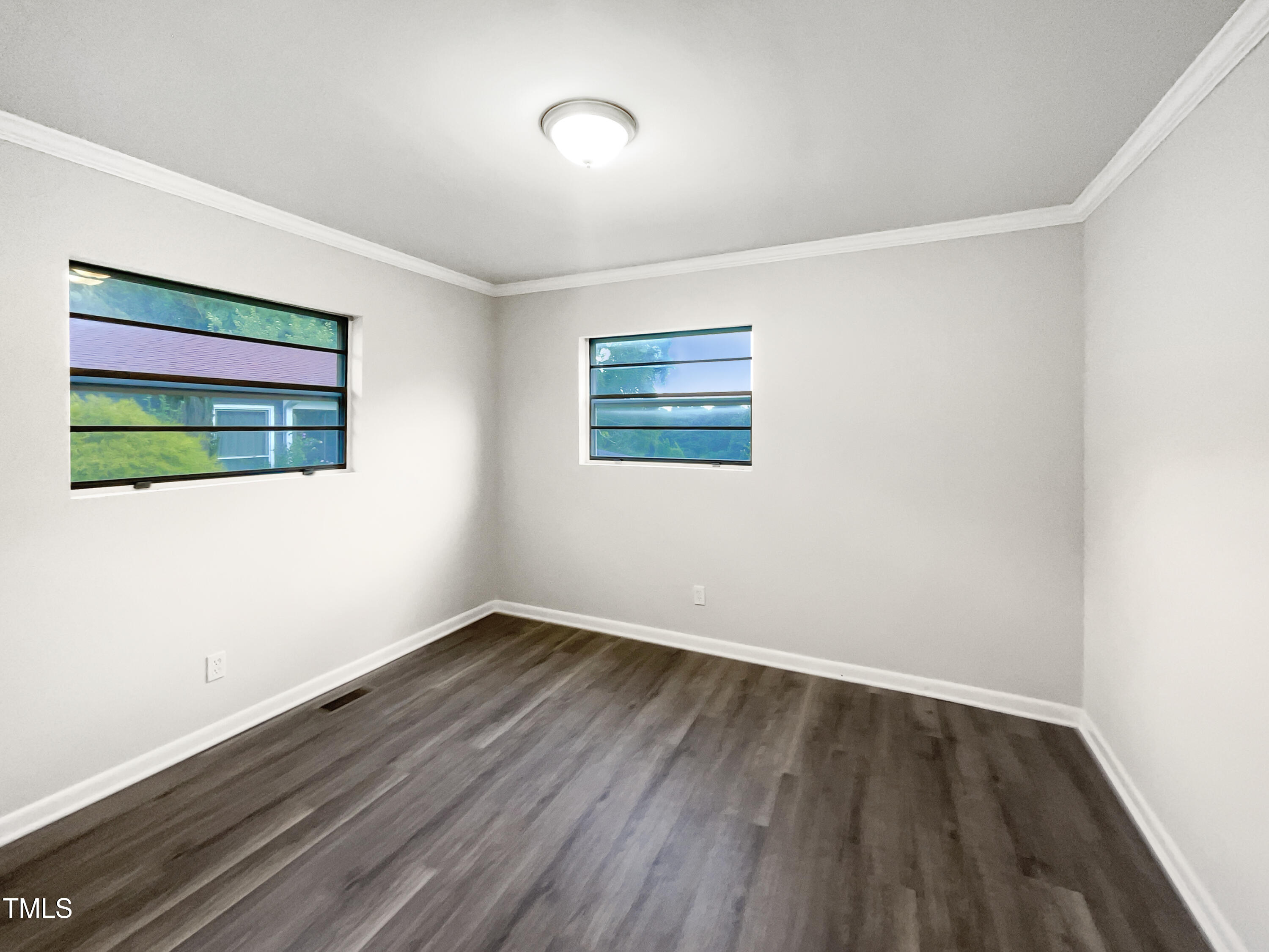 225 W Orange Street