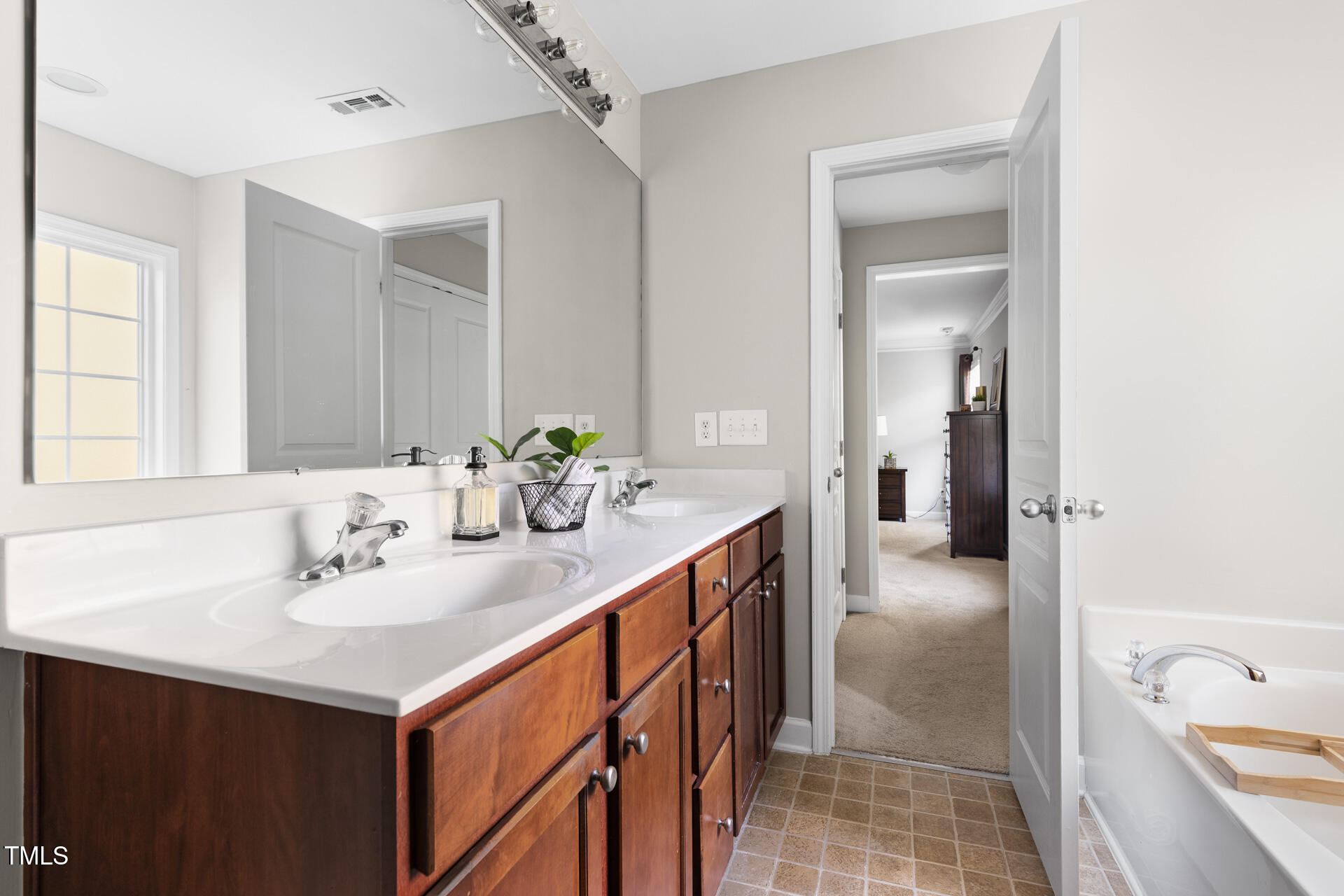 5609 Catskill Court