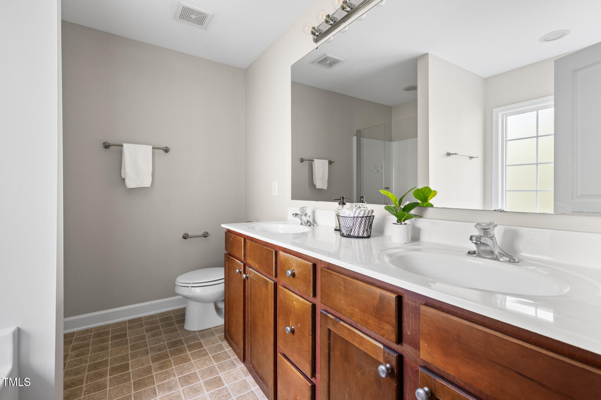 5609 Catskill Court