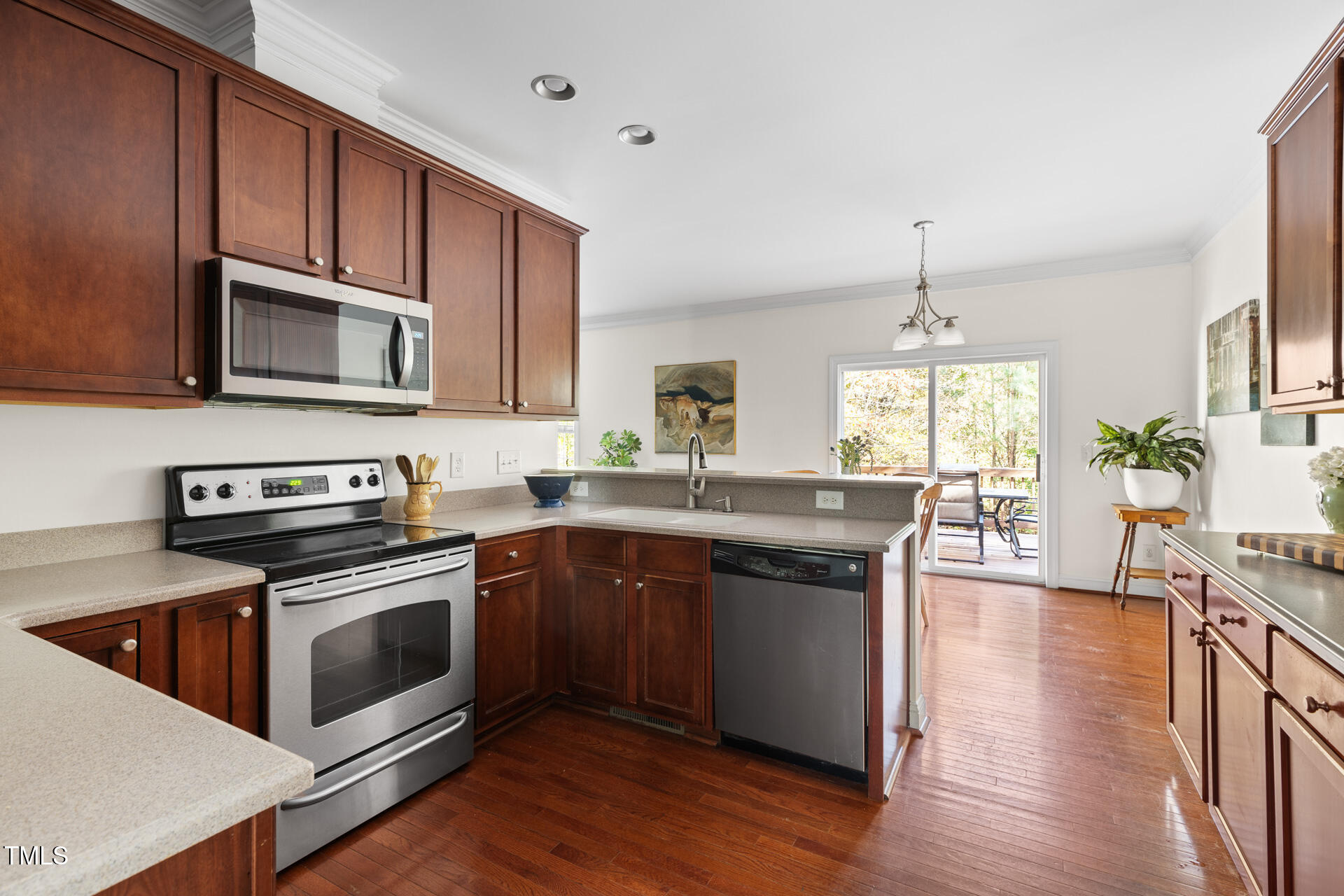 5609 Catskill Court
