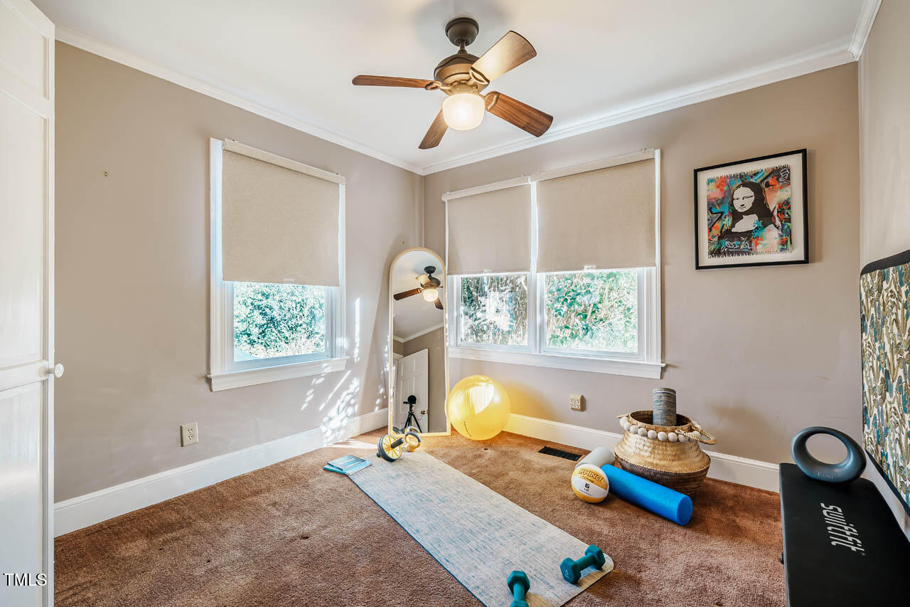 319 W Margaret Lane