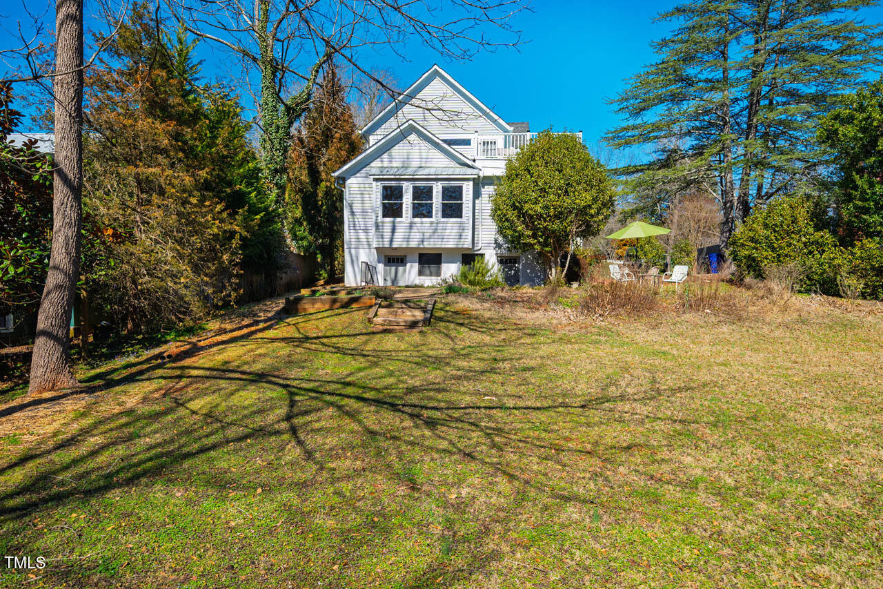 319 W Margaret Lane