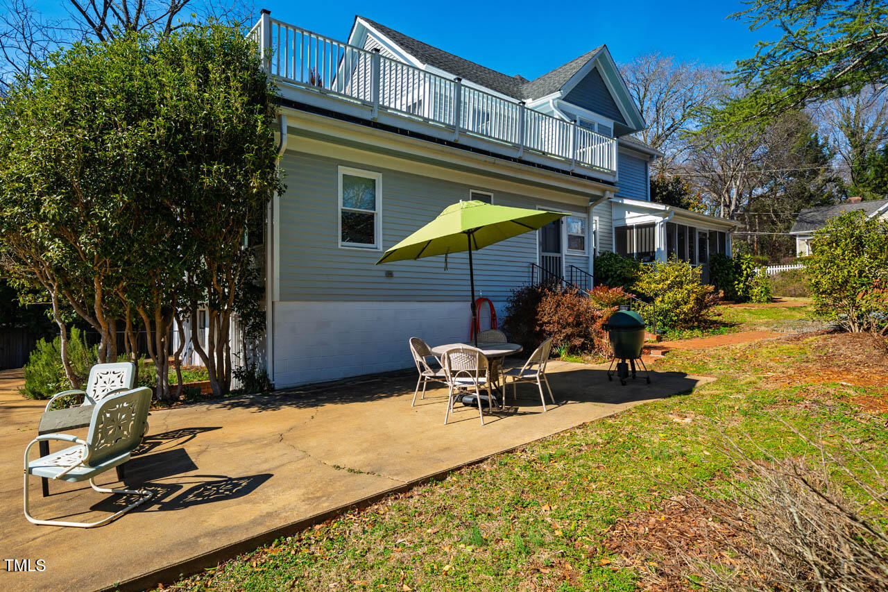 319 W Margaret Lane