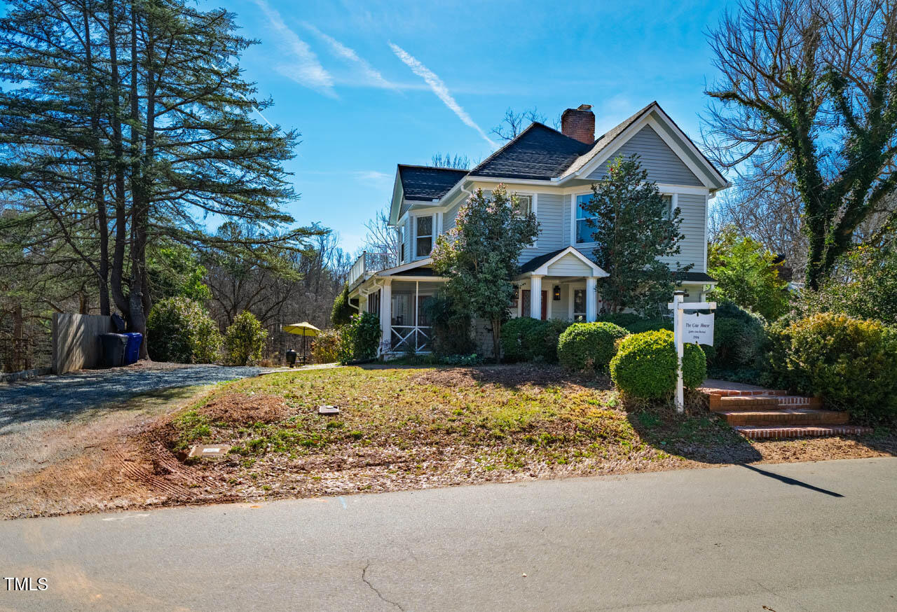 319 W Margaret Lane