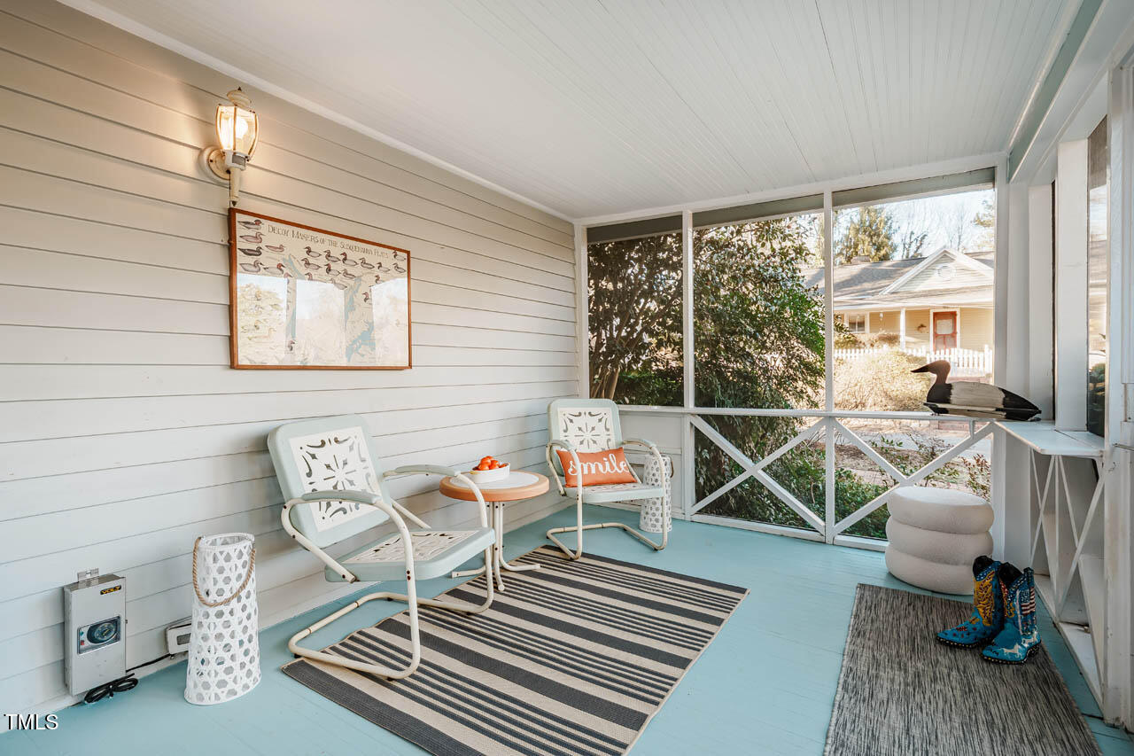319 W Margaret Lane