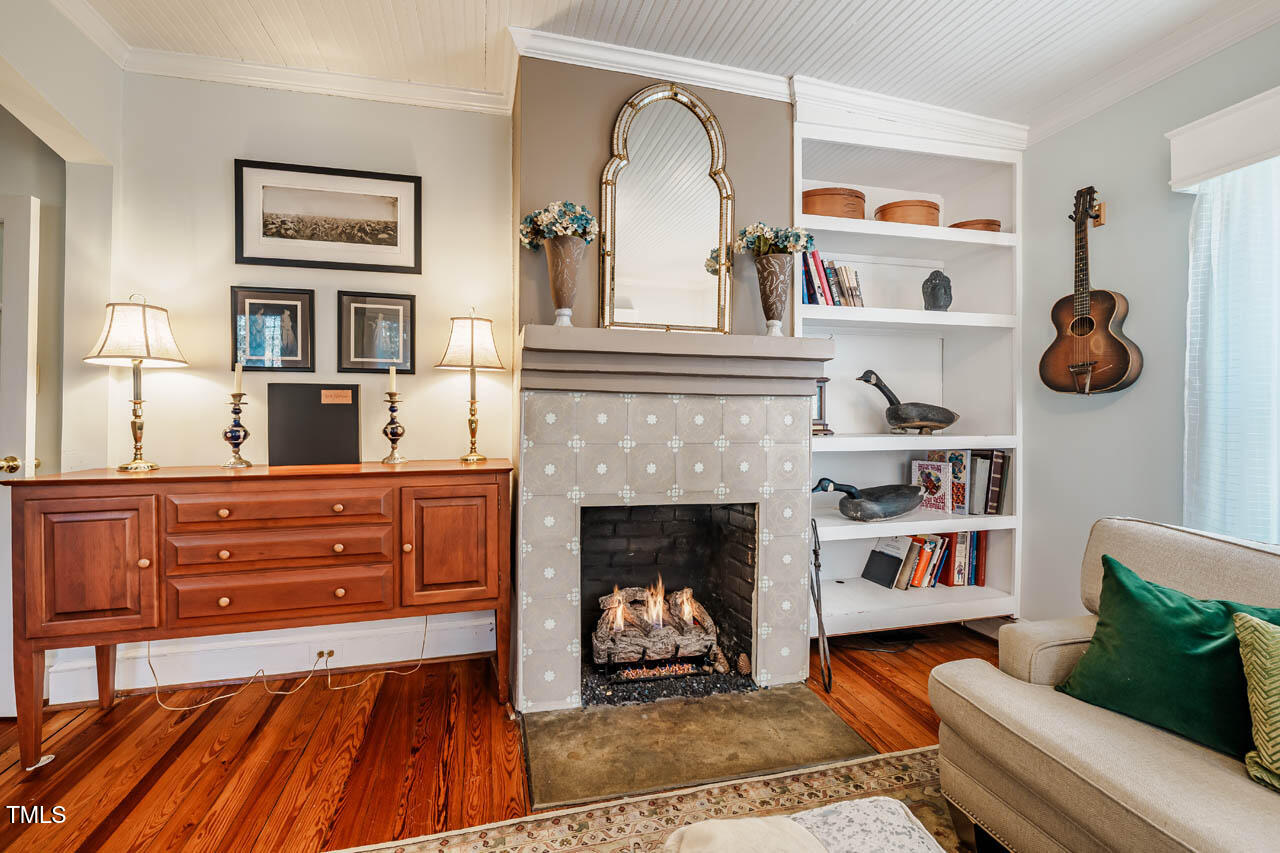 319 W Margaret Lane