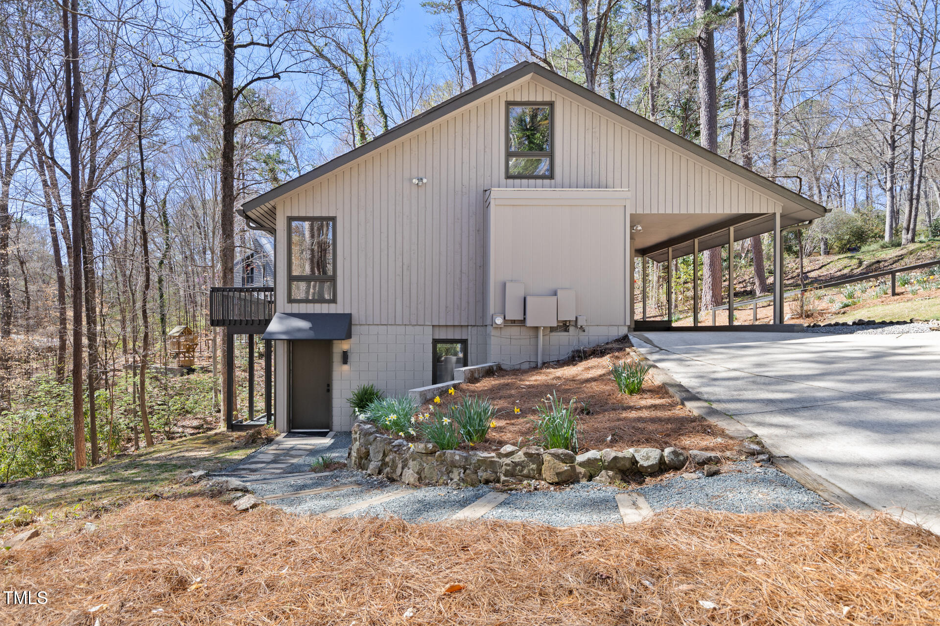 380 Wesley Court